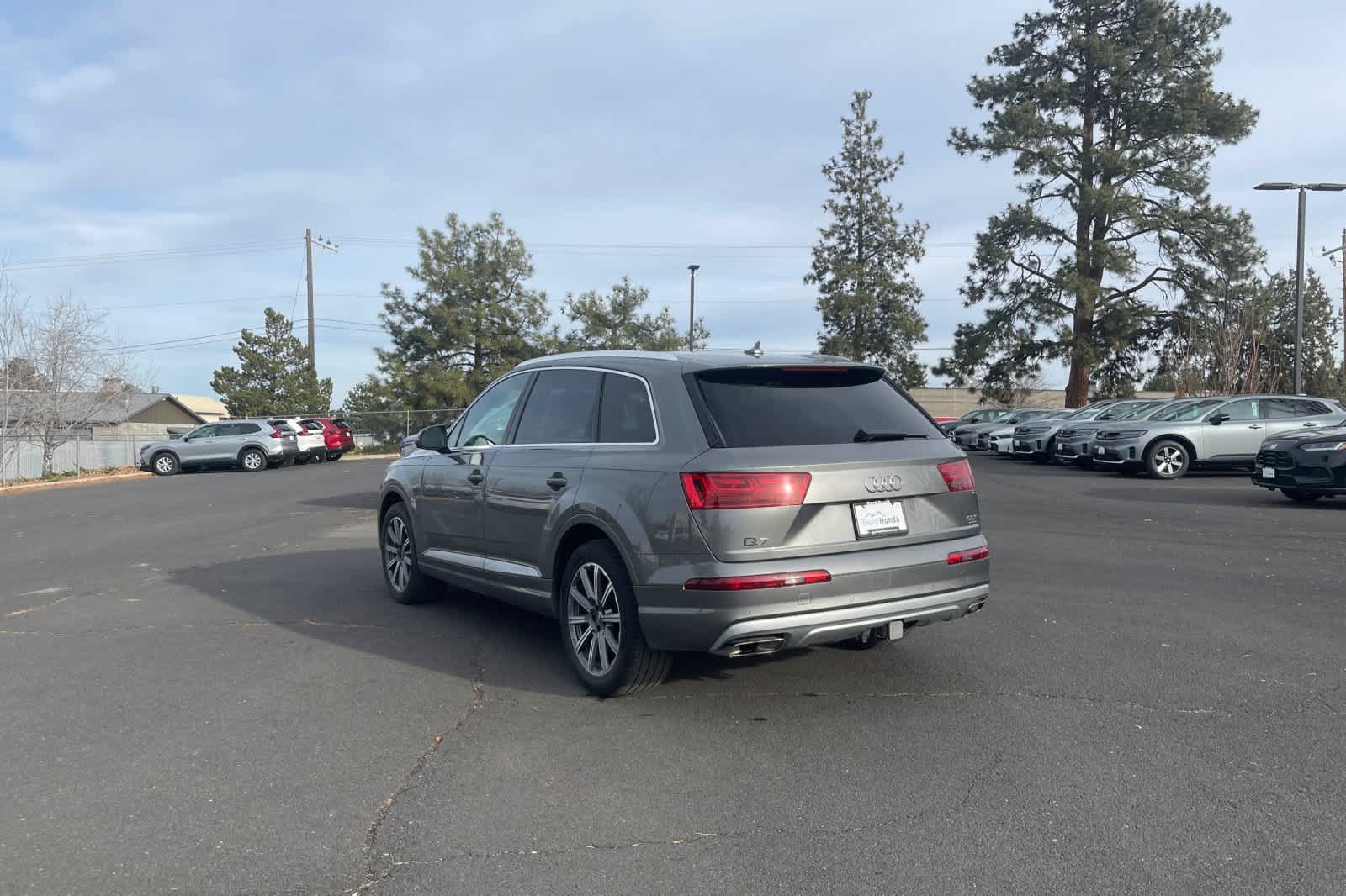 Thumbnail: 2017 Audi Q7 - 6