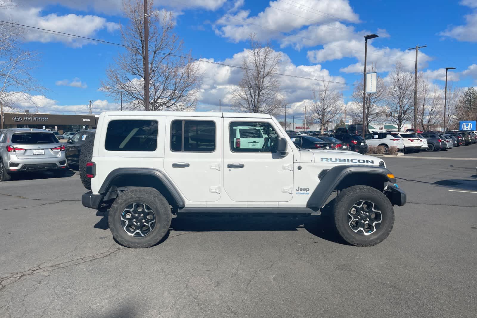 Thumbnail: 2021 Jeep Wrangler - 8