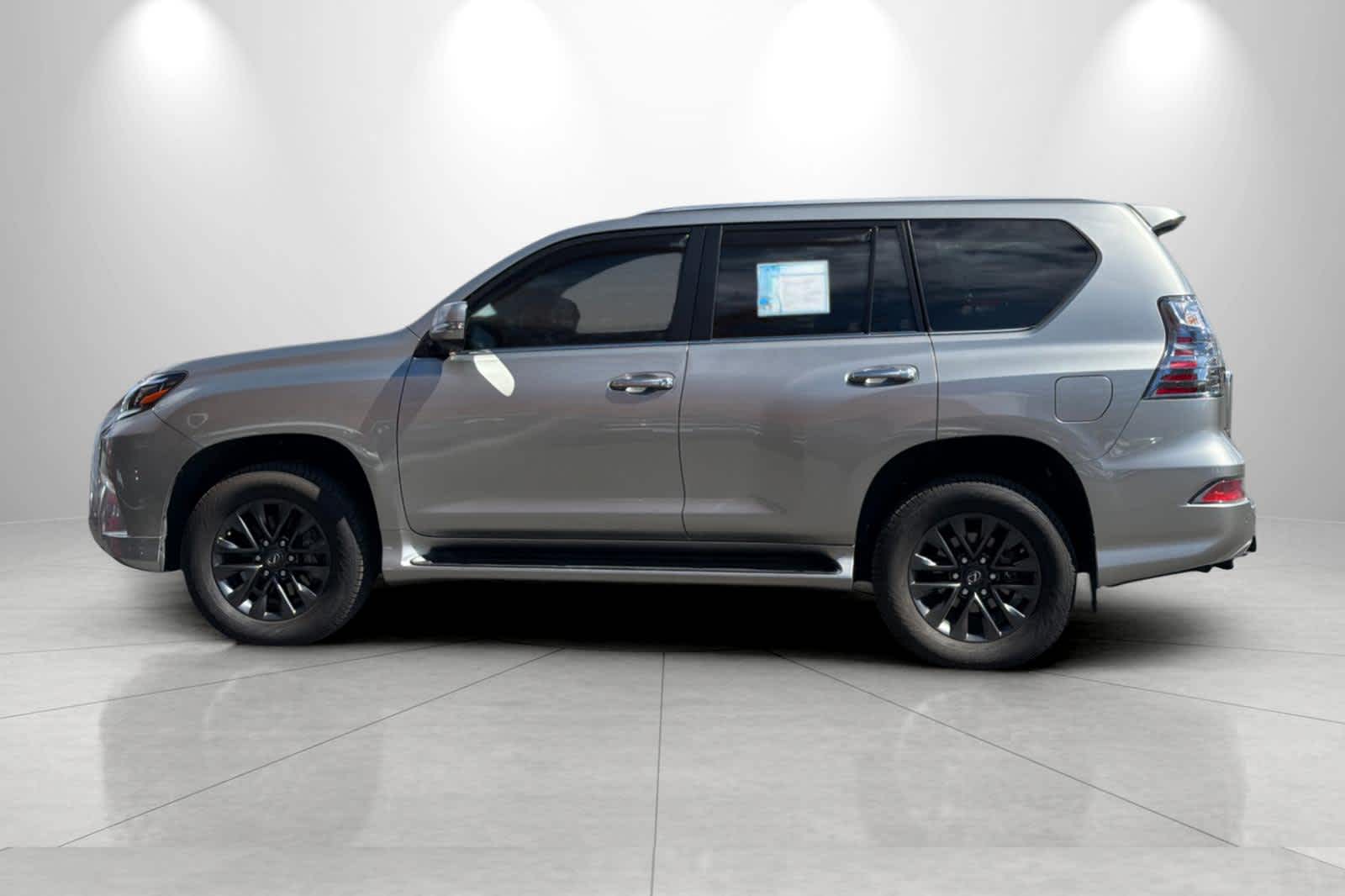 Thumbnail: 2023 Lexus GX - 5
