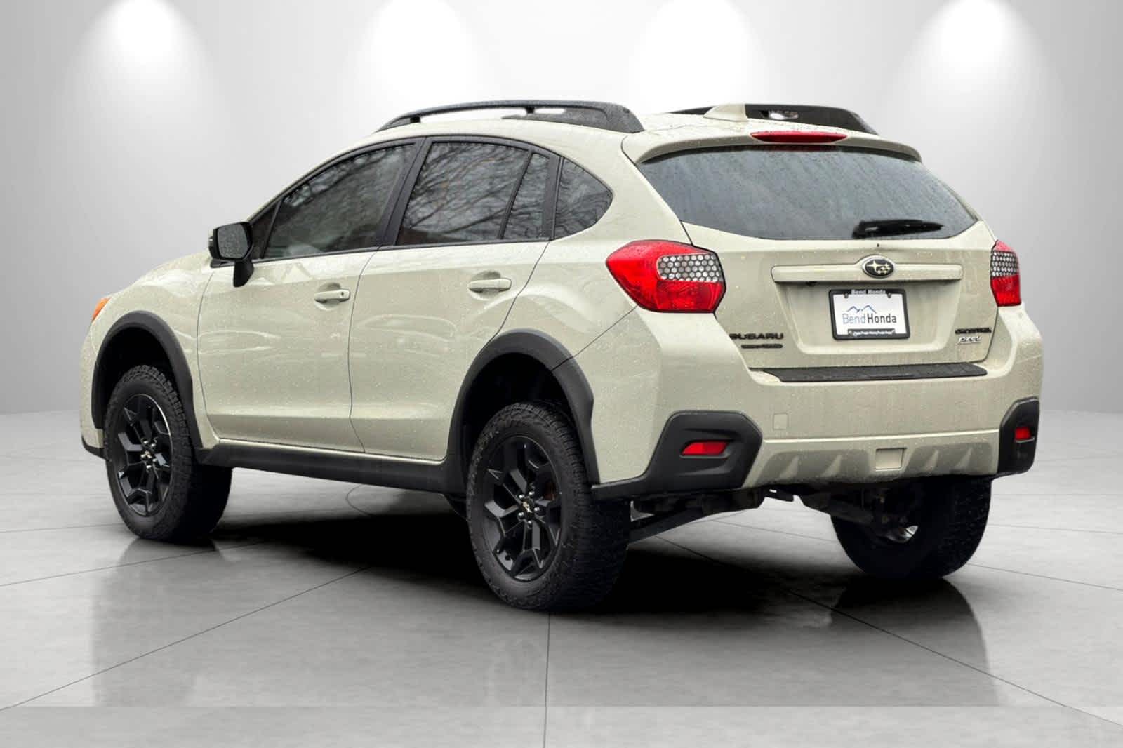 Thumbnail: 2017 Subaru Crosstrek - 6
