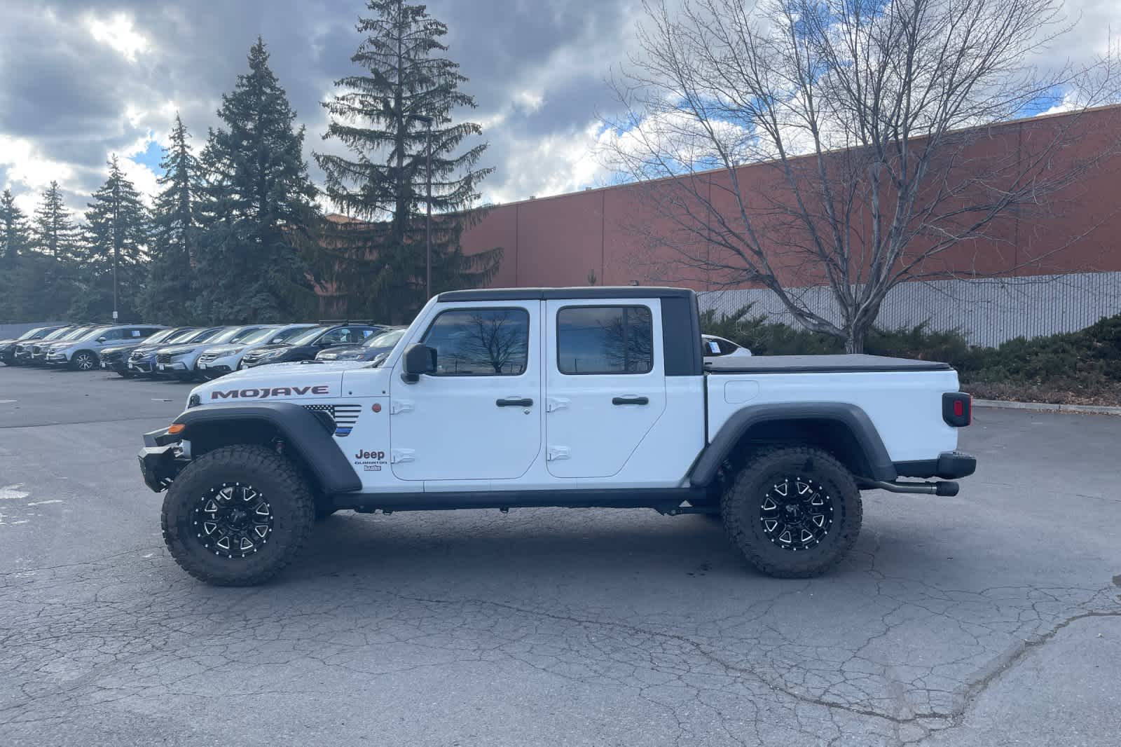 Thumbnail: 2022 Jeep Gladiator - 5