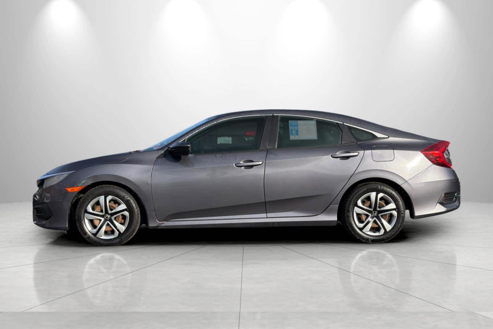 Thumbnail: 2016 Honda Civic - 5