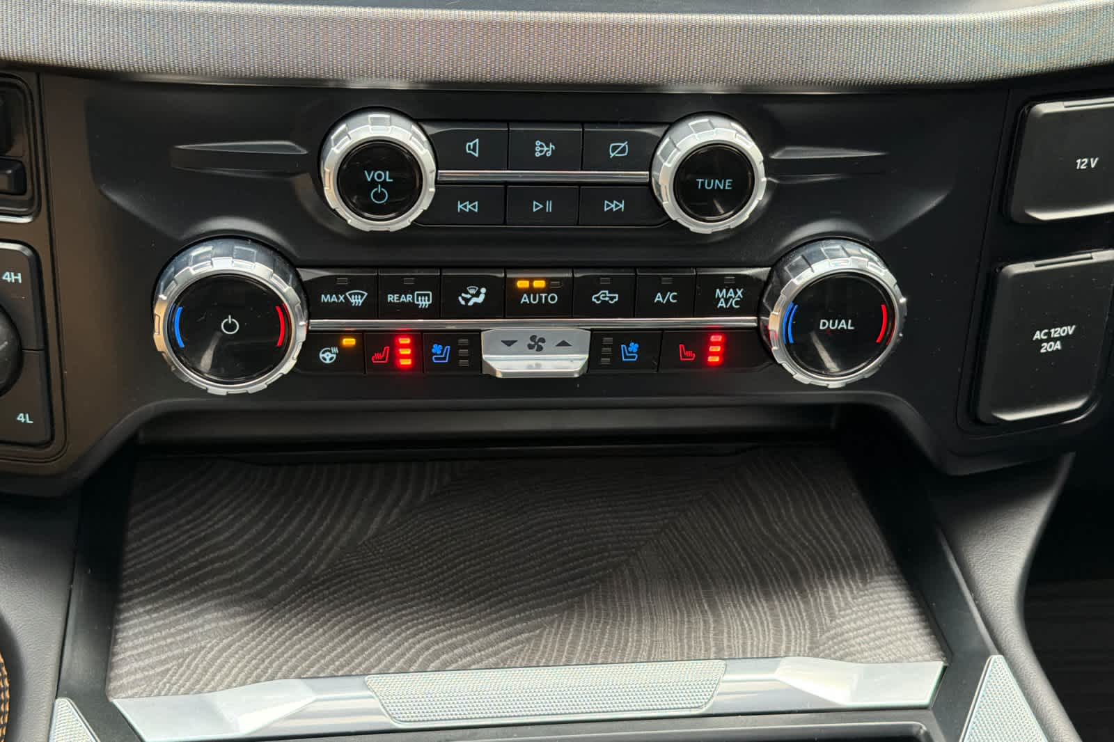 Thumbnail: 2024 Ford F-350 - 22