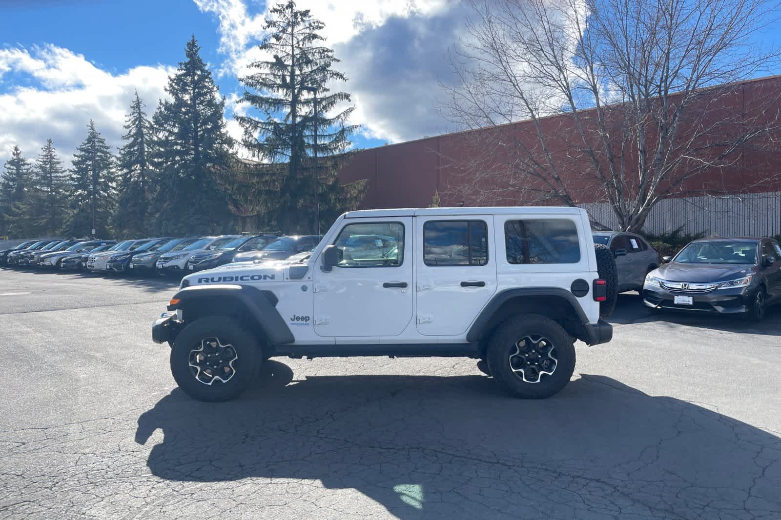 Thumbnail: 2021 Jeep Wrangler - 5