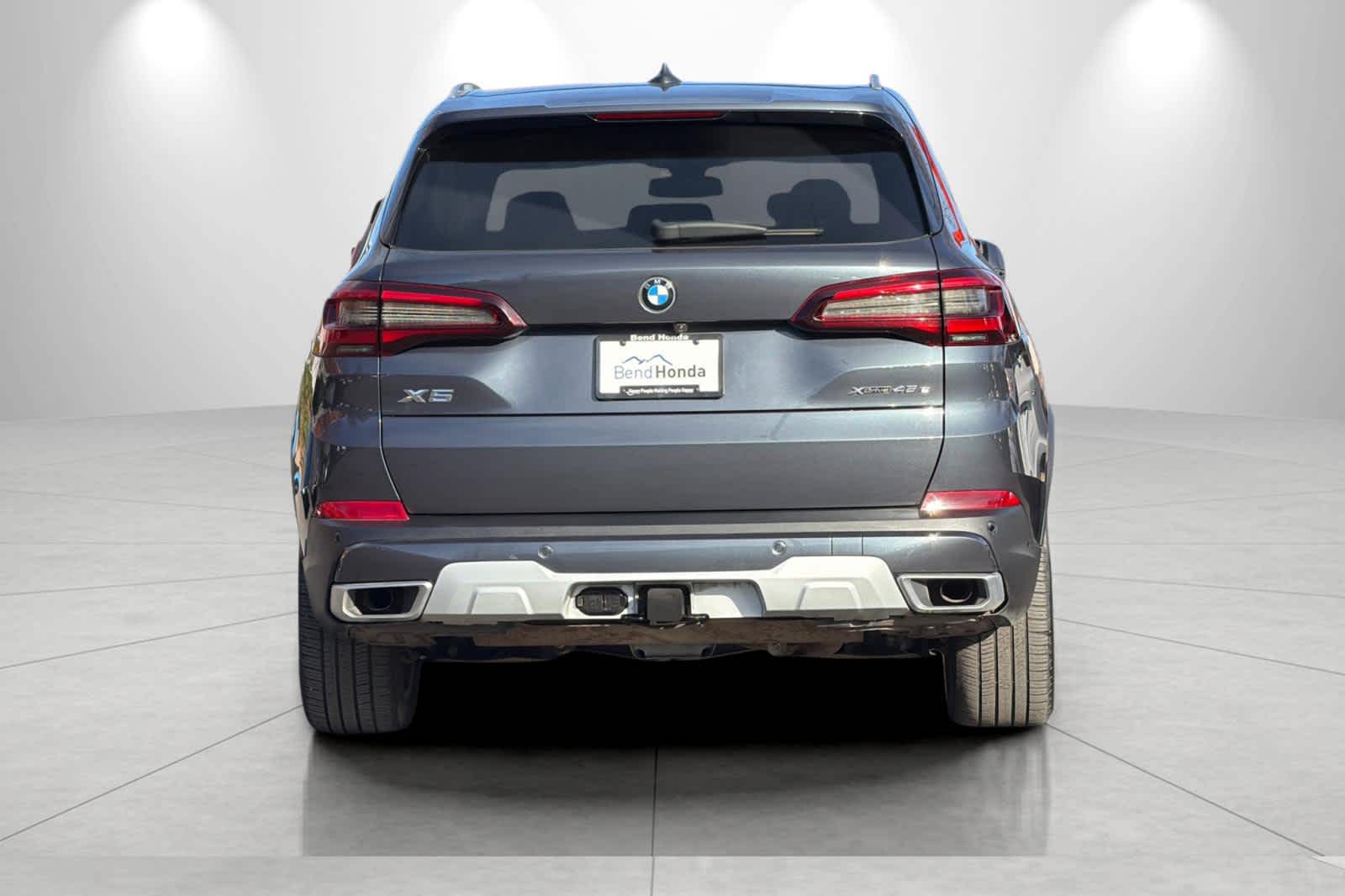 Thumbnail: 2021 BMW X5 - 7