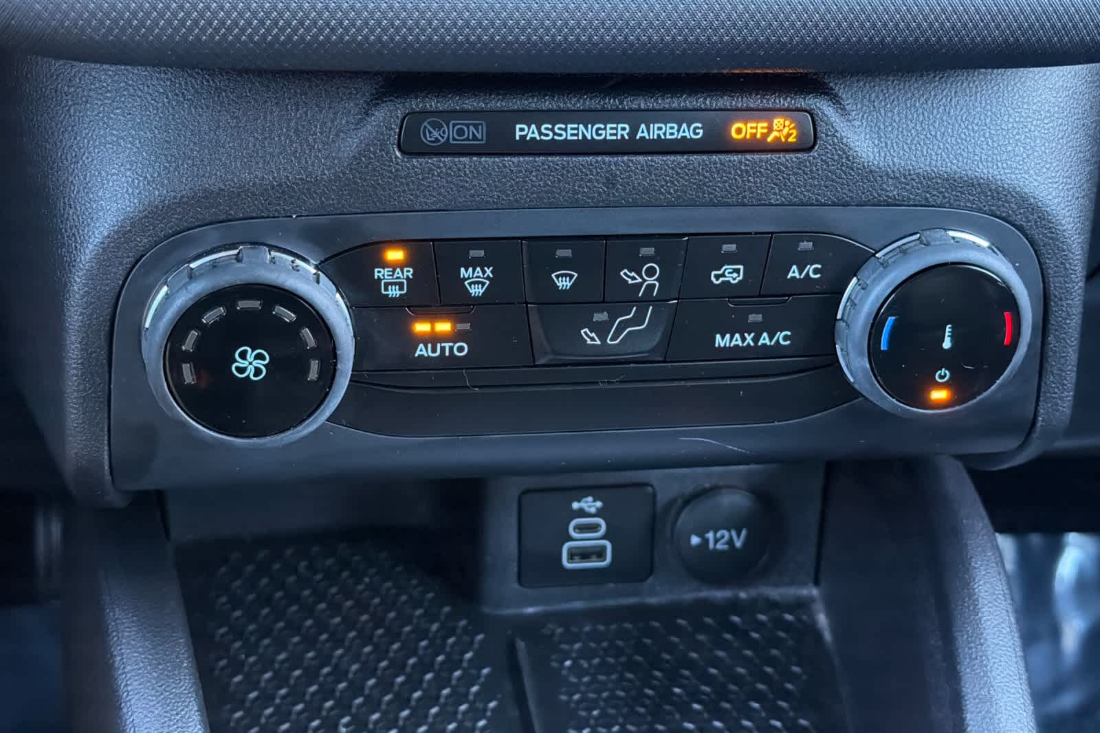 Thumbnail: 2024 Ford Bronco Sport - 22