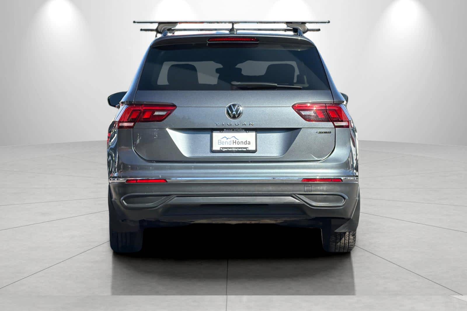 Thumbnail: 2022 Volkswagen Tiguan - 7