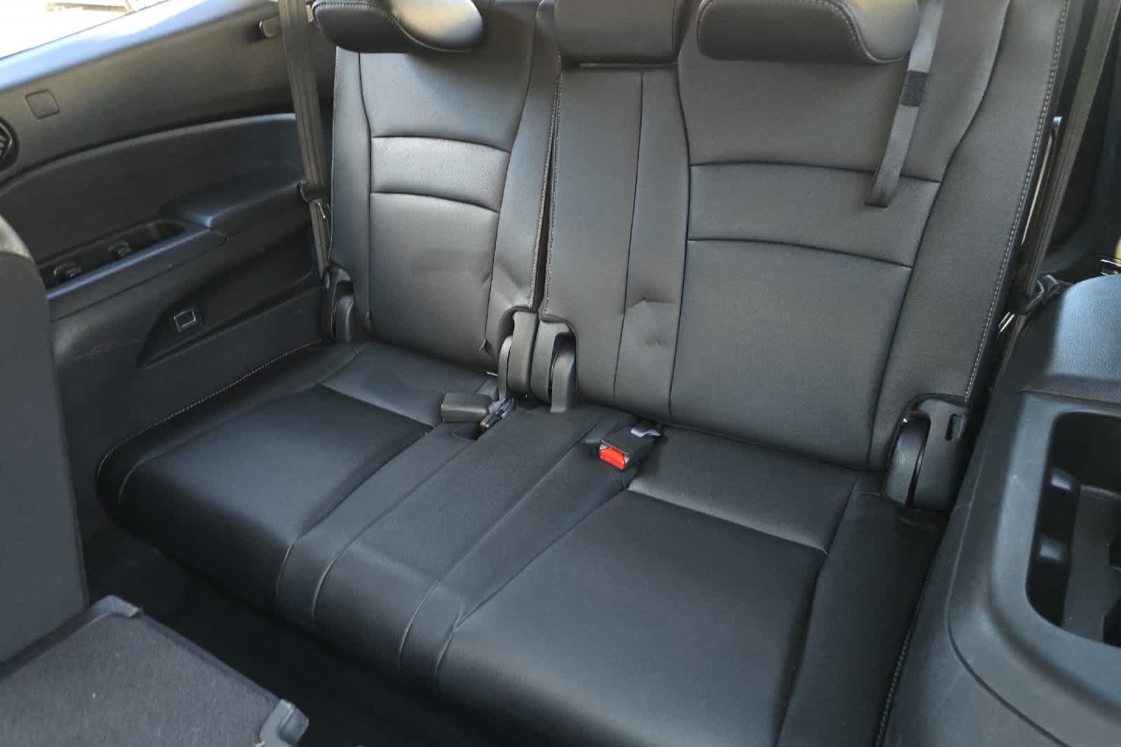 Thumbnail: 2016 Honda Pilot - 16