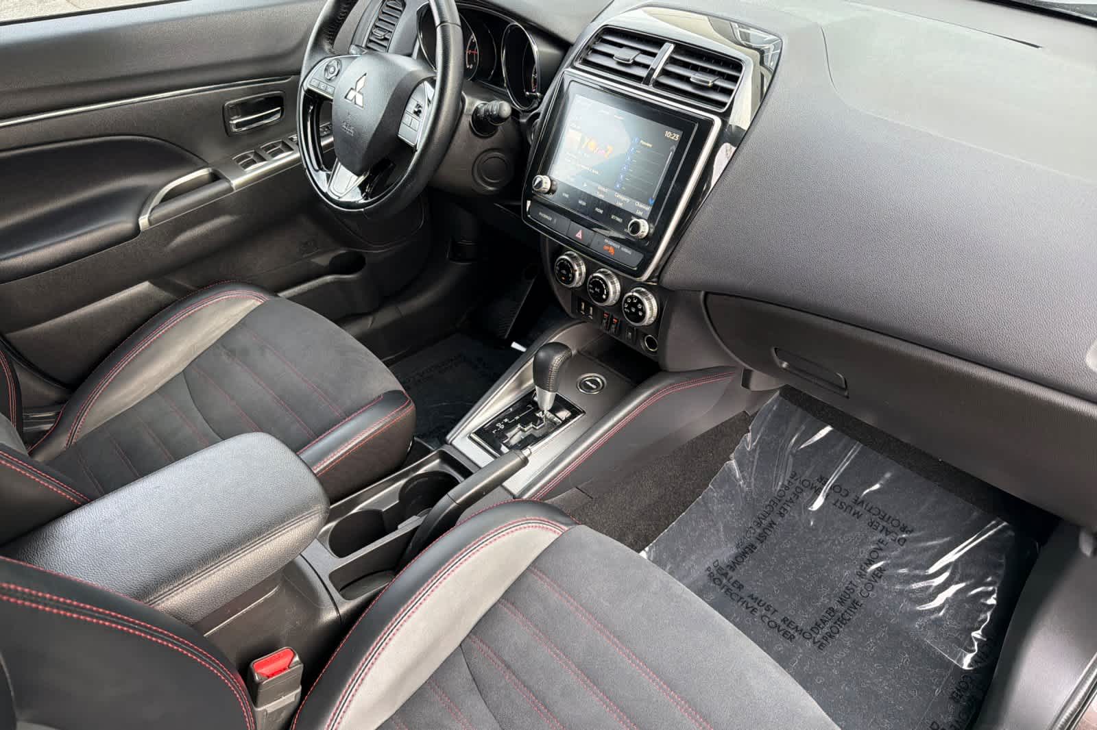 Thumbnail: 2024 Mitsubishi Outlander Sport - 18