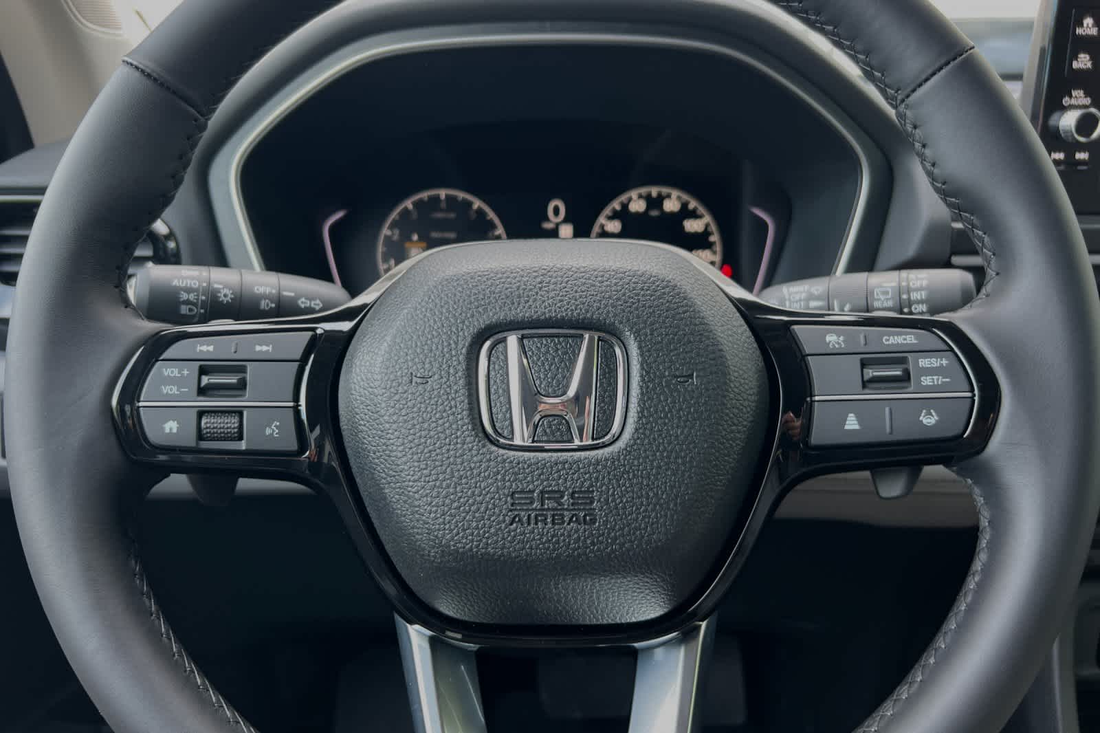 Thumbnail: 2025 Honda Pilot - 25