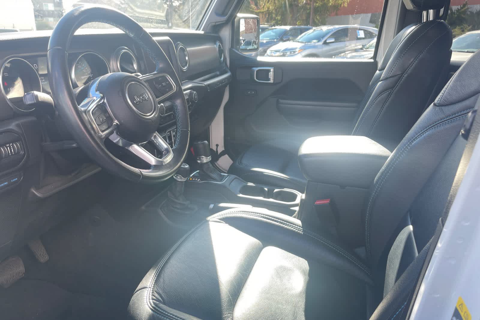 Thumbnail: 2021 Jeep Wrangler - 13