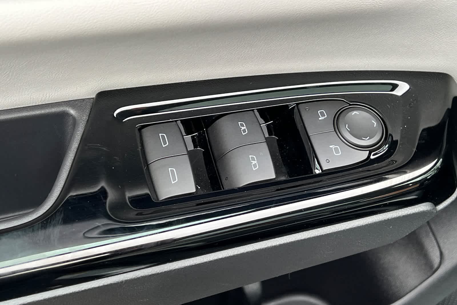 Thumbnail: 2026 Honda Prologue - 15