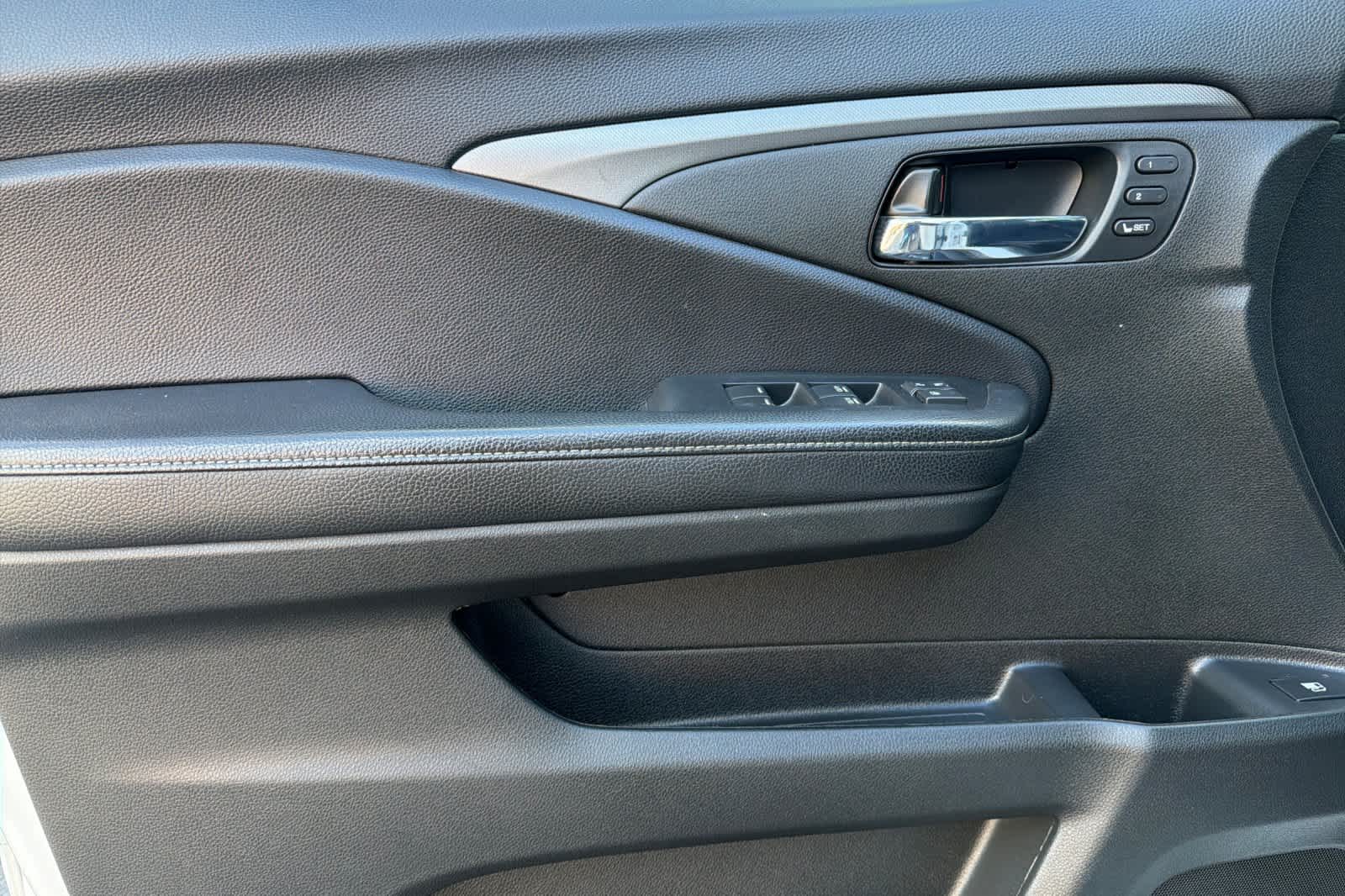 Thumbnail: 2023 Honda Ridgeline - 14