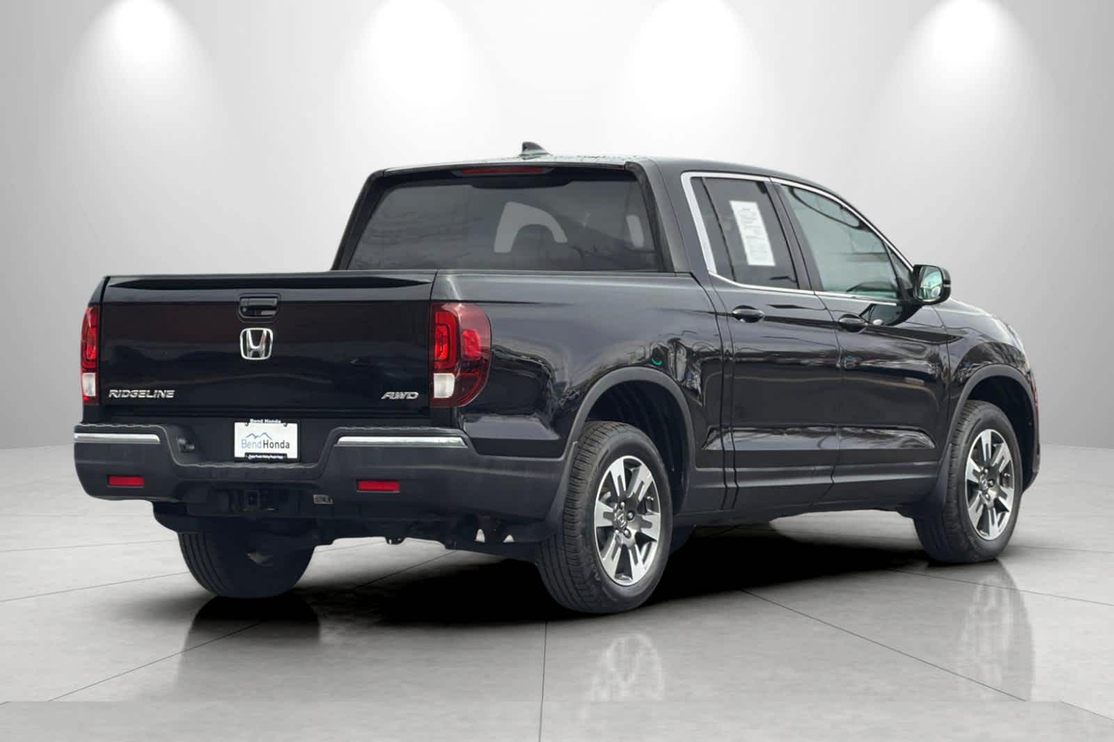 Thumbnail: 2017 Honda Ridgeline - 2