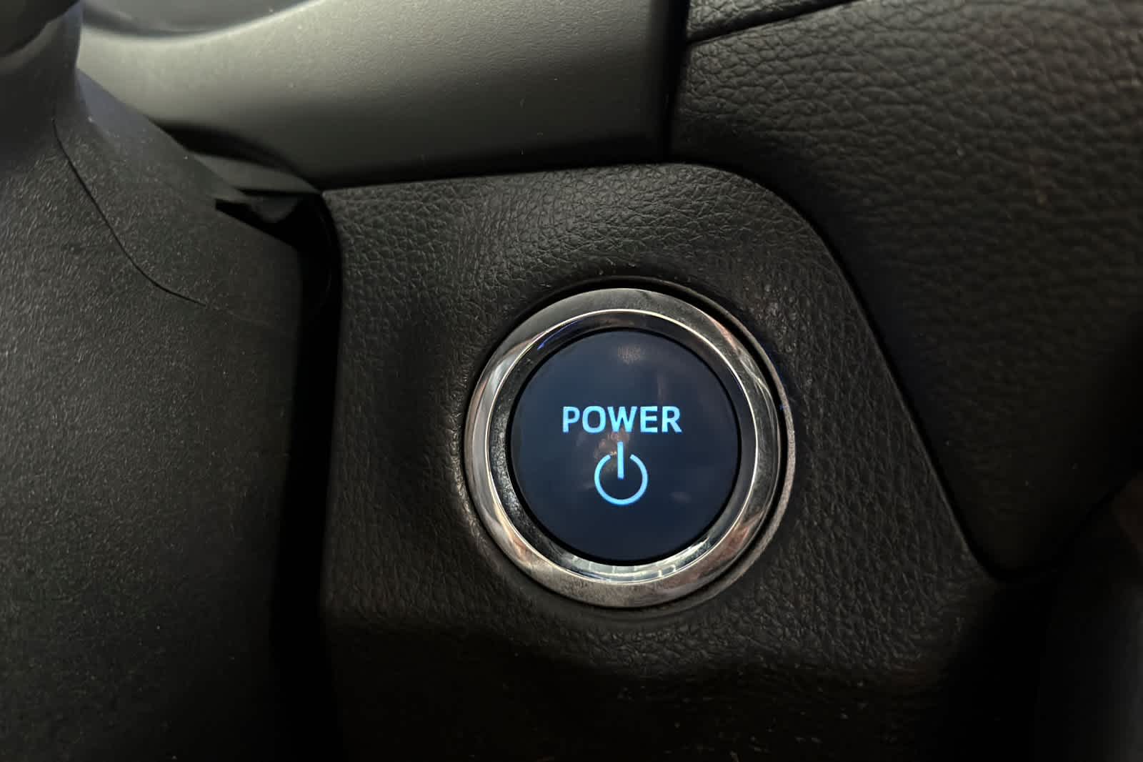 Thumbnail: 2019 Toyota RAV4 - 25