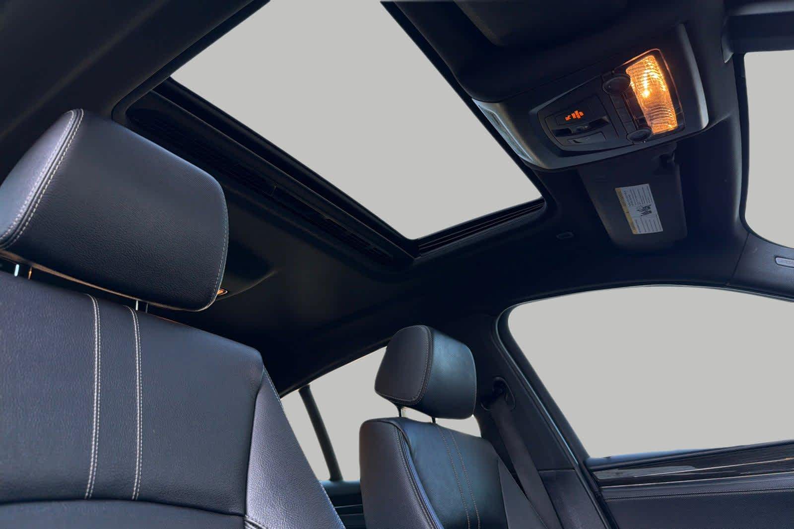 Thumbnail: 2016 BMW X4 - 19