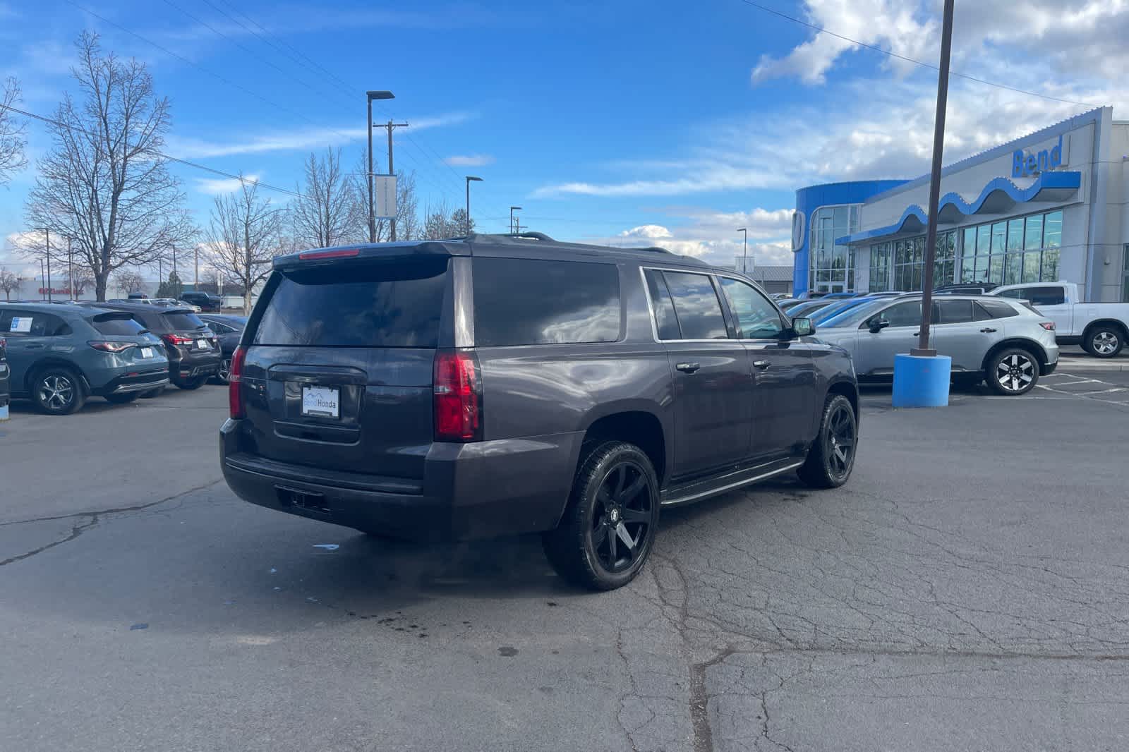 Thumbnail: 2017 Chevrolet Suburban - 2