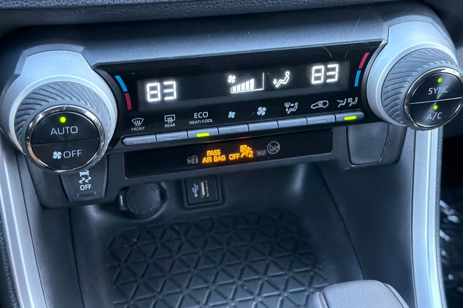 Thumbnail: 2024 Toyota RAV4 - 24