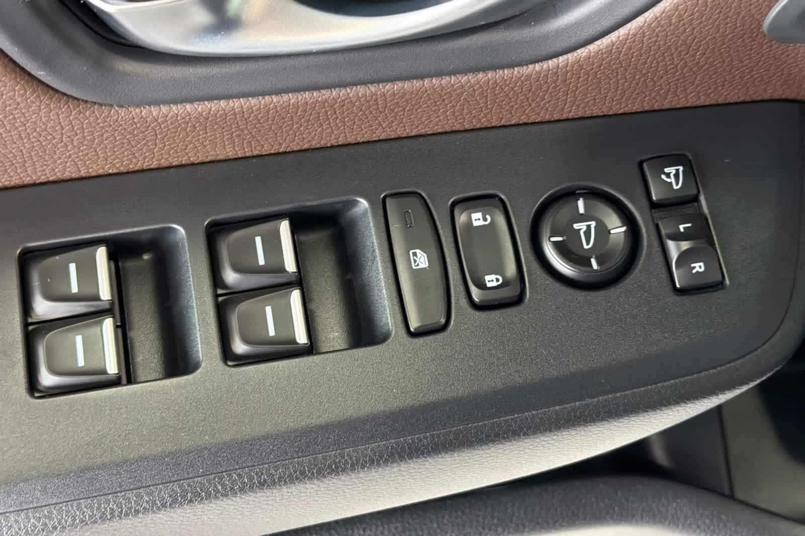 Thumbnail: 2026 Honda Pilot - 15