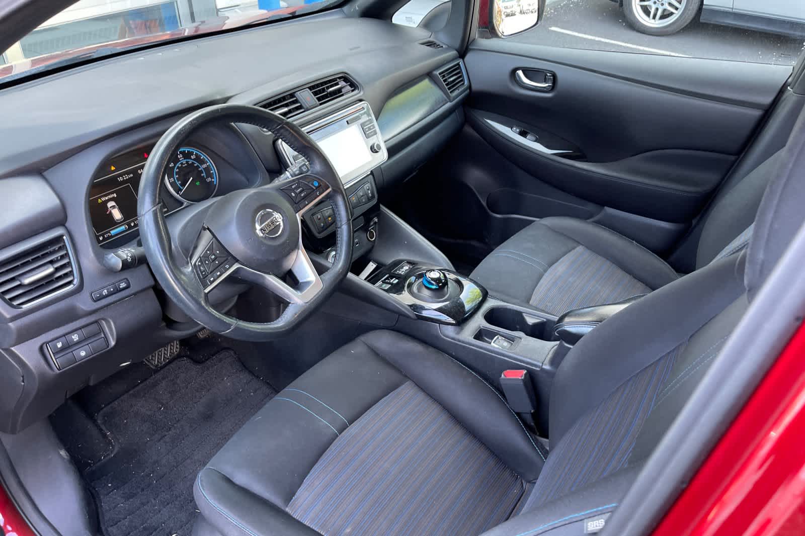 Thumbnail: 2018 Nissan Leaf - 9
