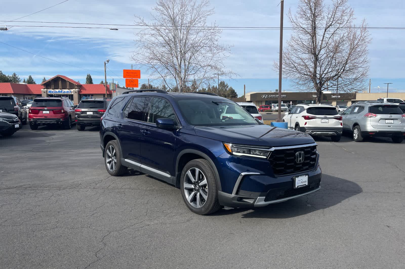 Thumbnail: 2023 Honda Pilot - 9