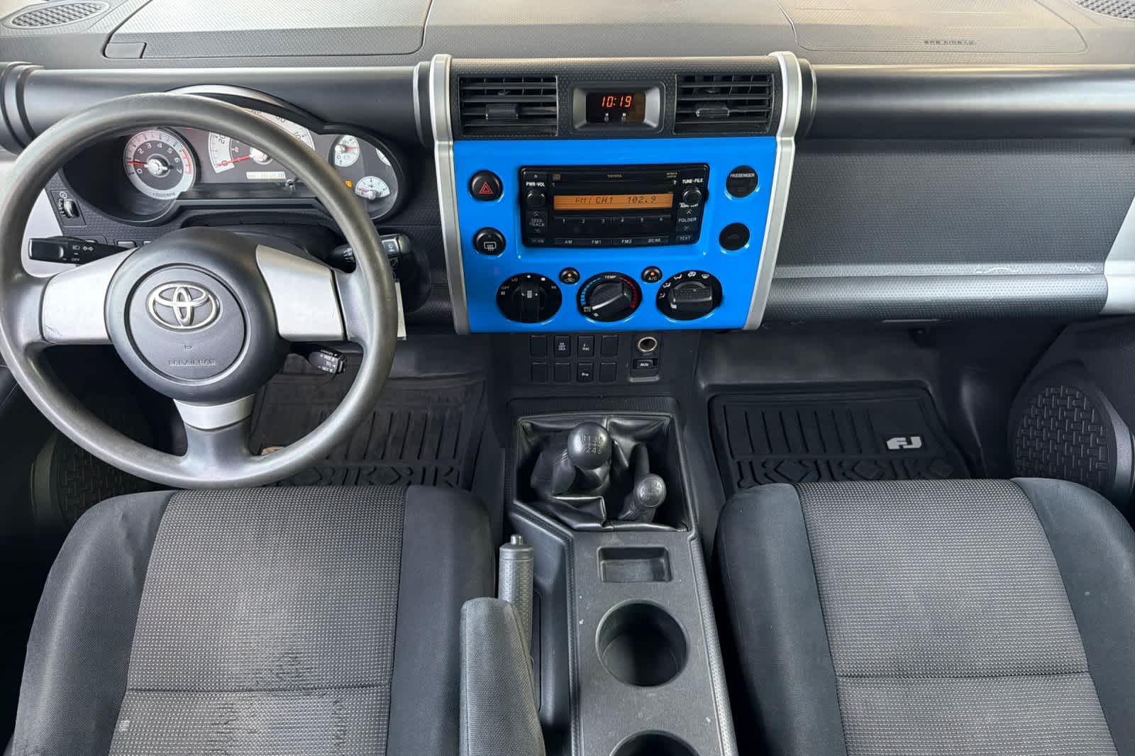Thumbnail: 2007 Toyota FJ Cruiser - 2