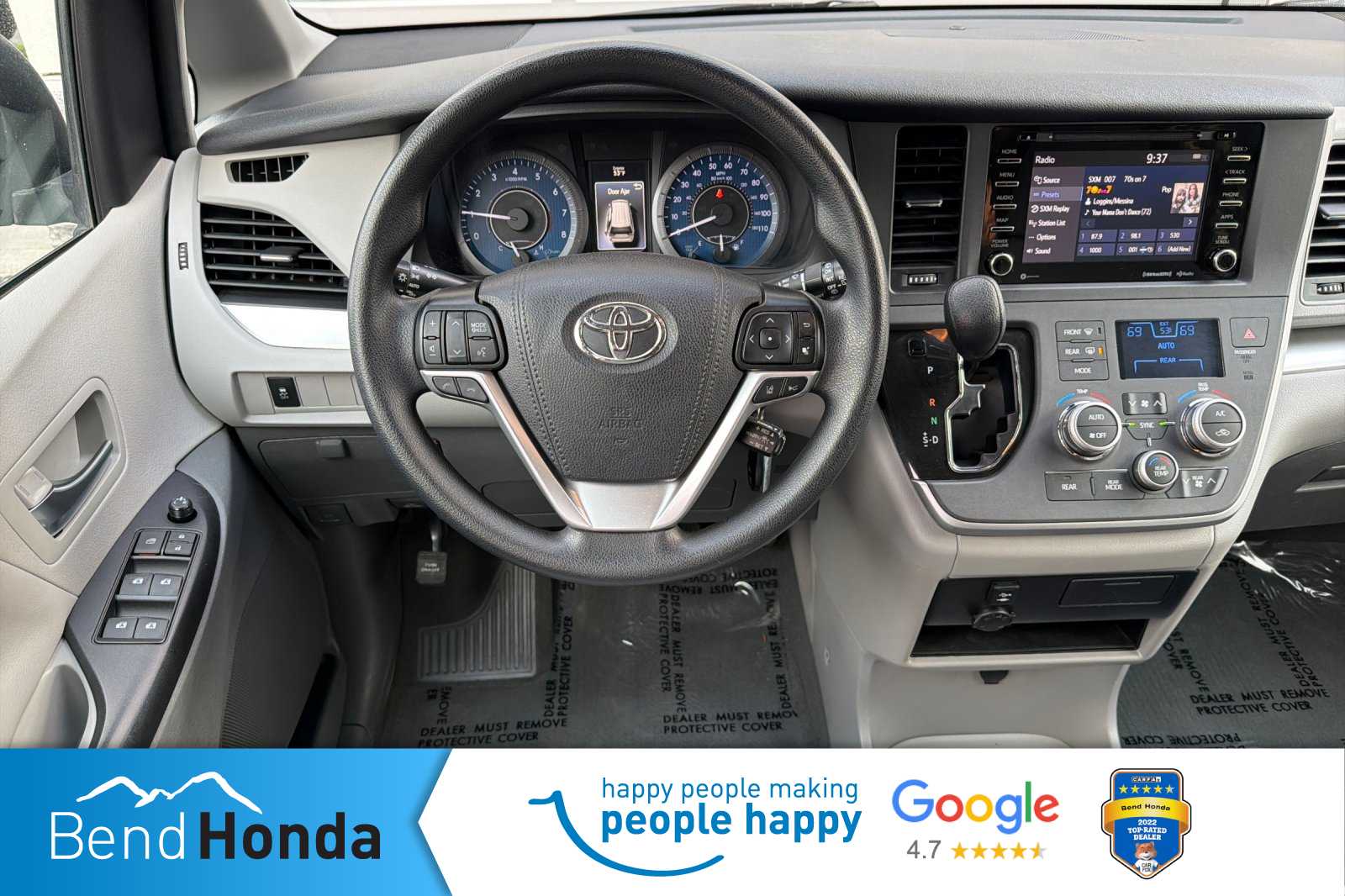 Thumbnail: 2020 Toyota Sienna - 16