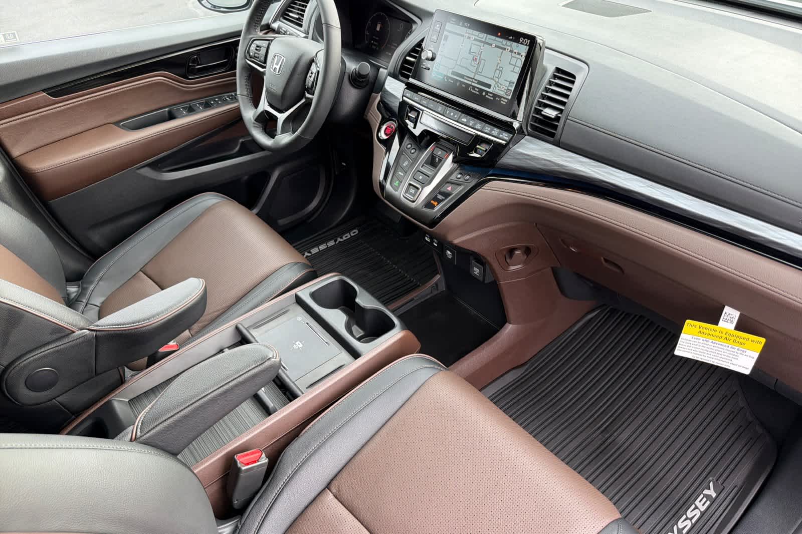 2027 Honda Odyssey Elite - Photo 20
