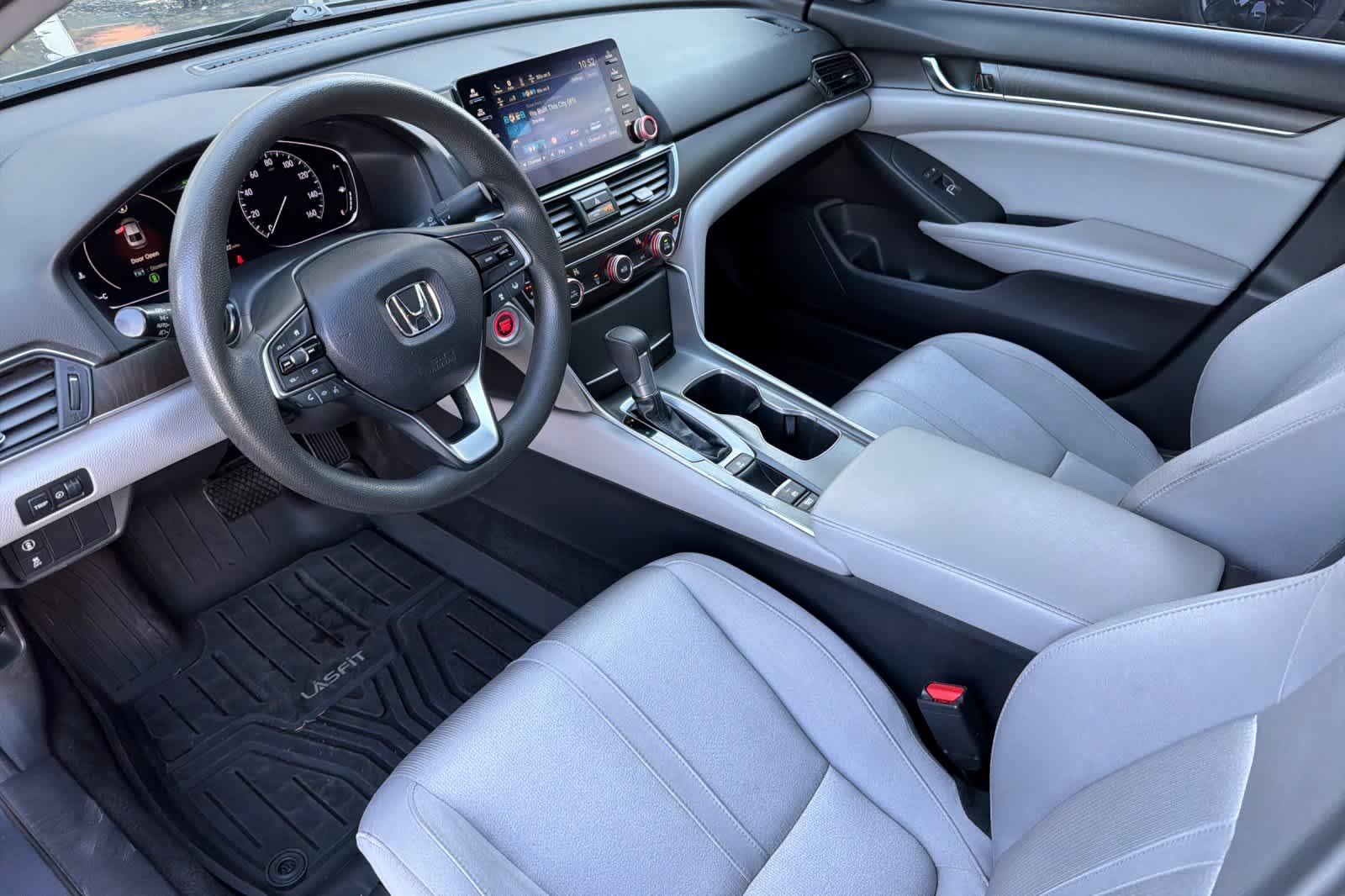 Thumbnail: 2018 Honda Accord - 13