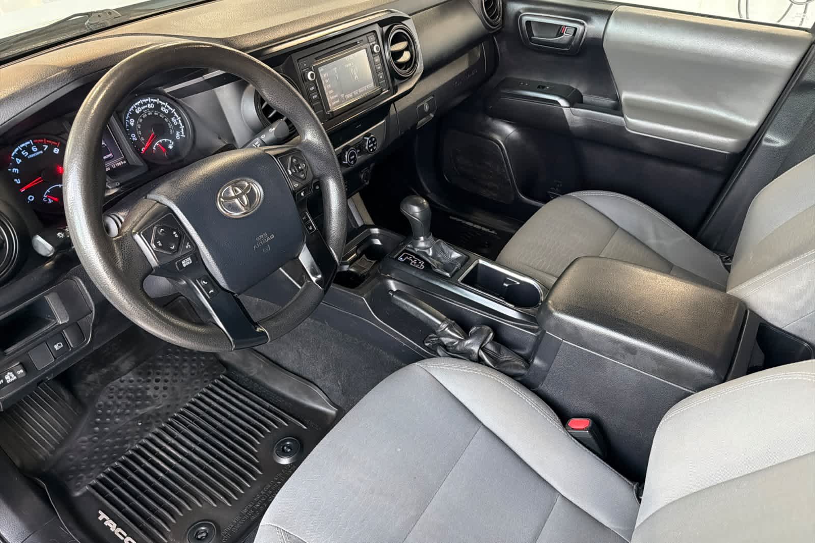 Thumbnail: 2019 Toyota Tacoma - 13