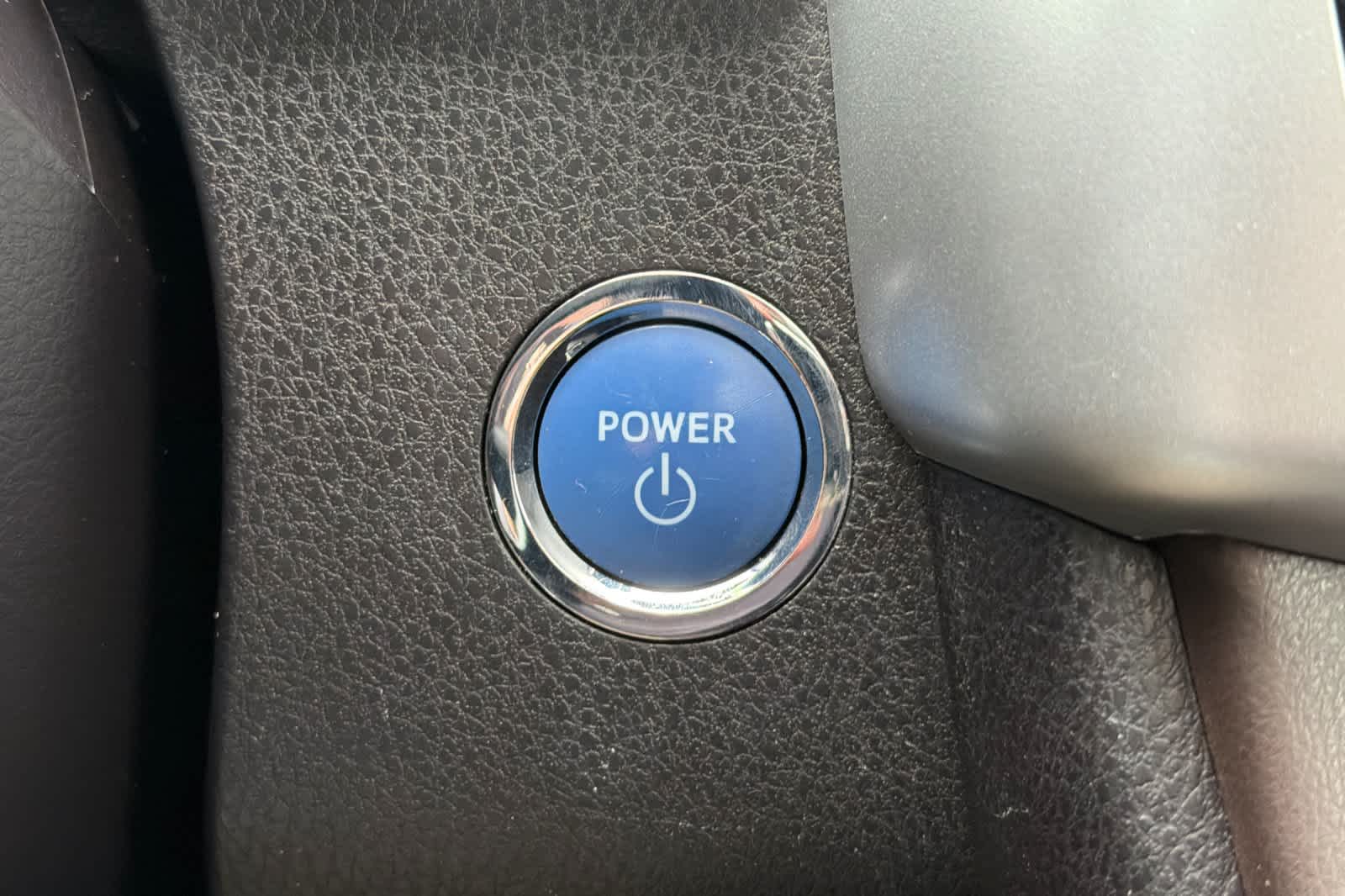 Thumbnail: 2018 Toyota Highlander - 26