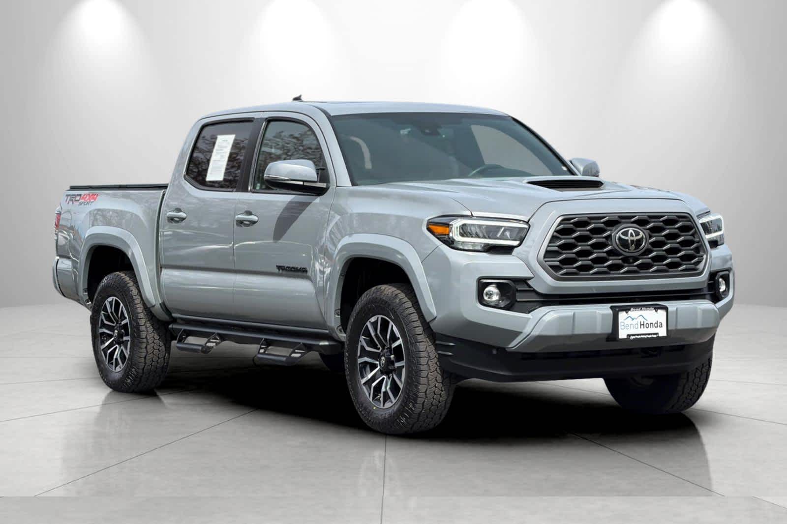 Thumbnail: 2020 Toyota Tacoma - 9