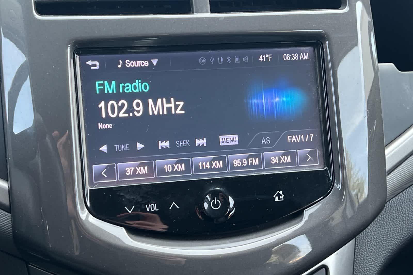 Thumbnail: 2015 Chevrolet Sonic - 20