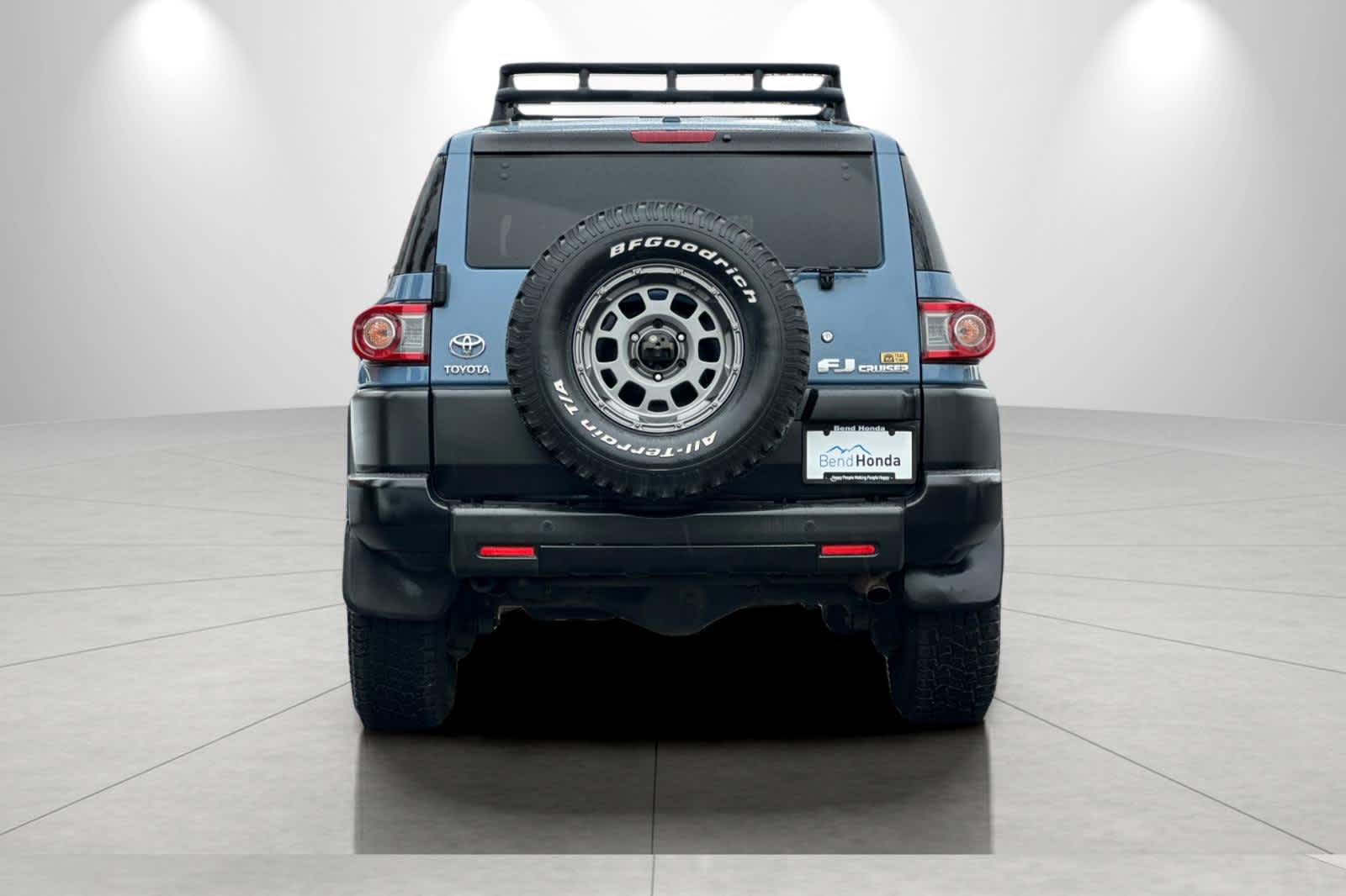 Thumbnail: 2014 Toyota FJ Cruiser - 7