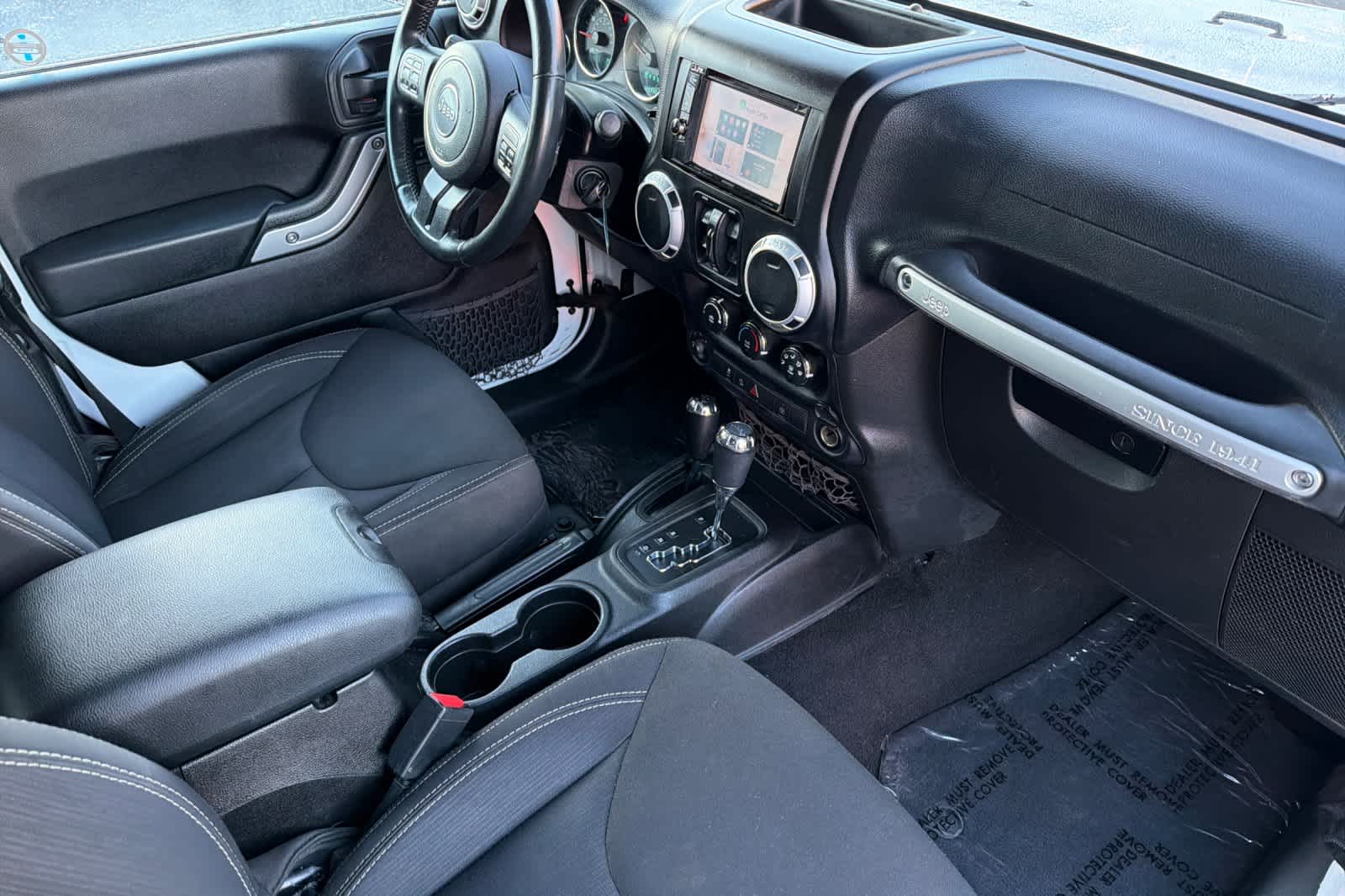 Thumbnail: 2014 Jeep Wrangler - 18