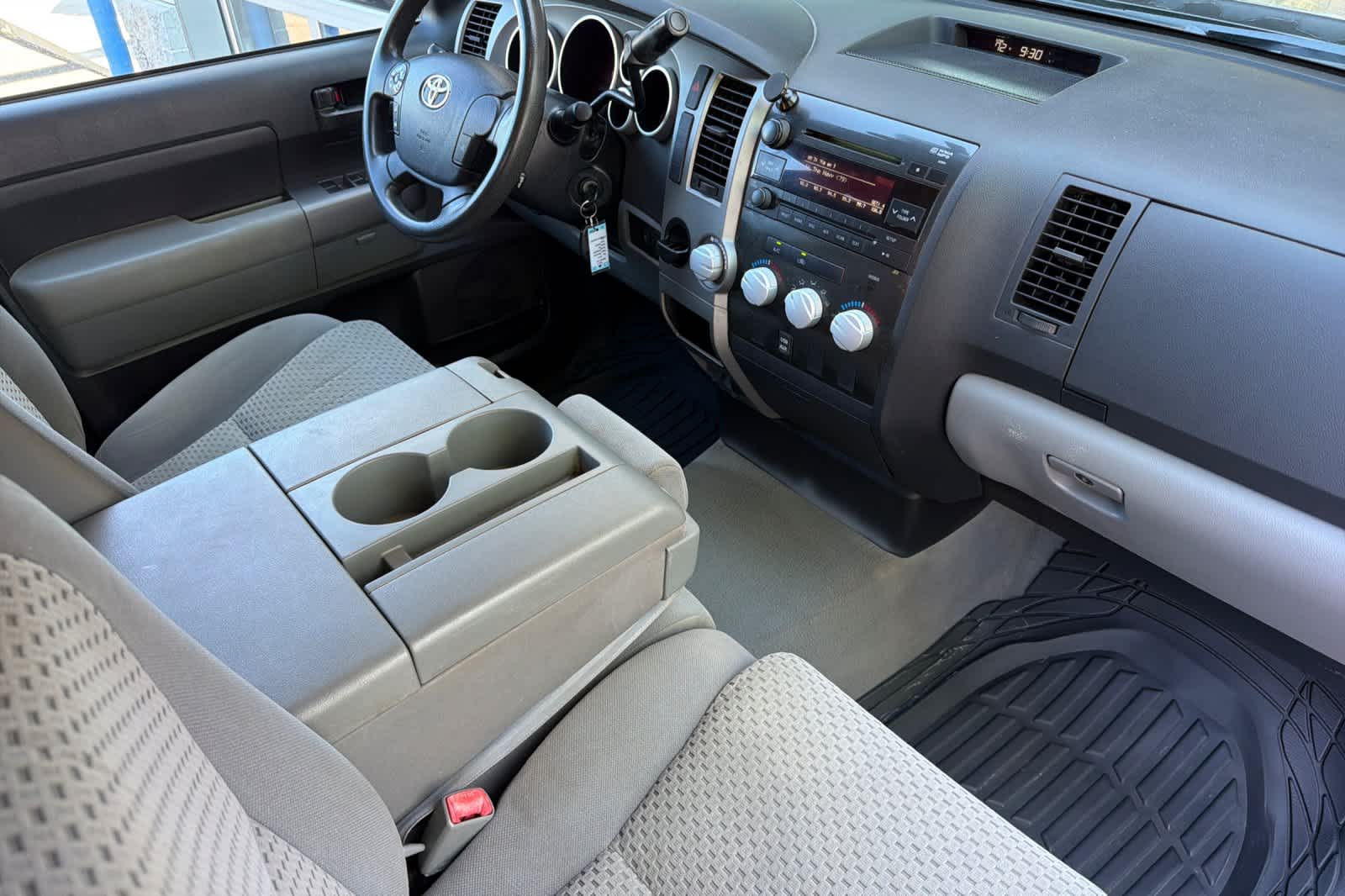 2011 Toyota Tundra Tundra Grade - Photo 17