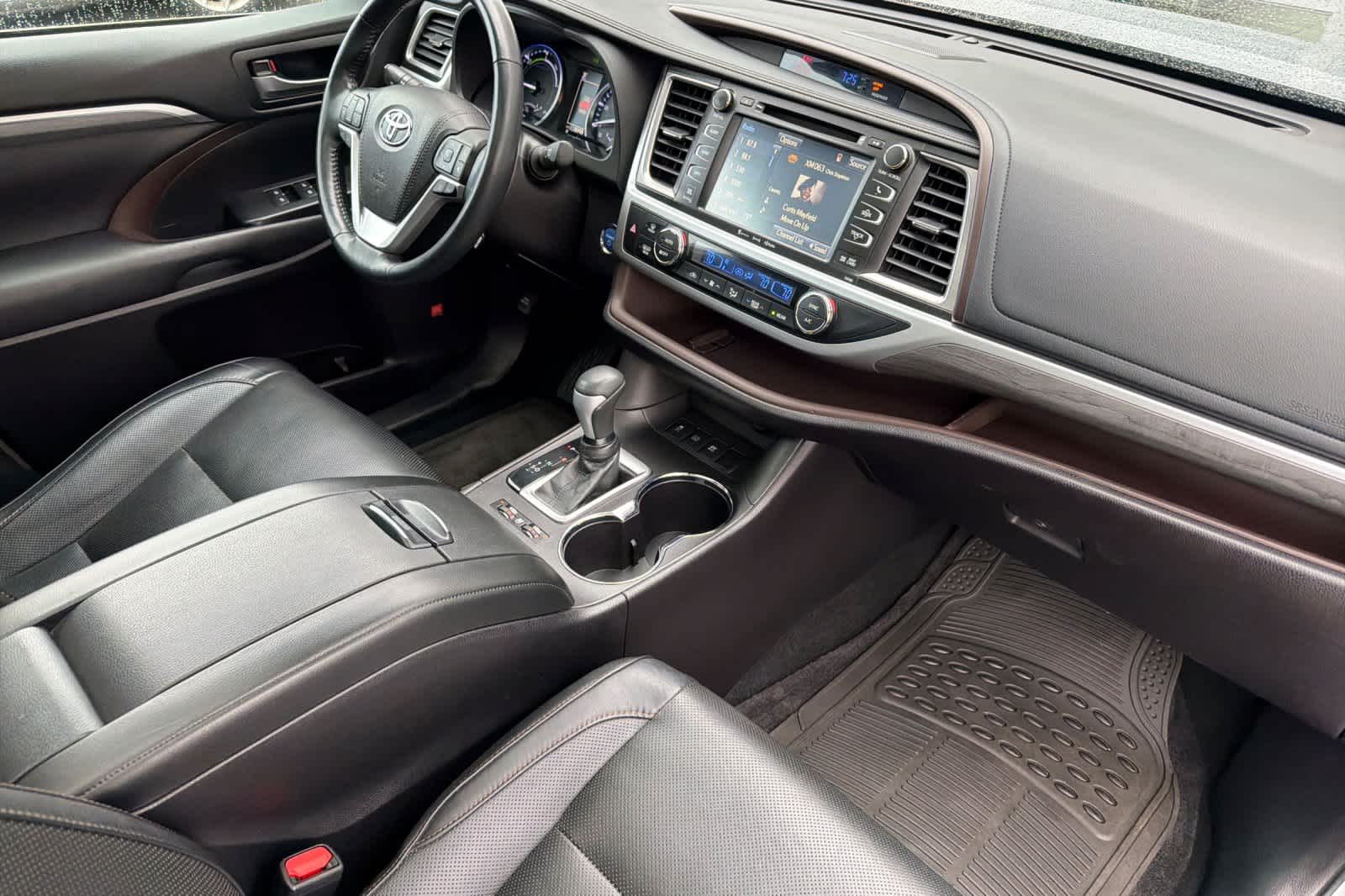 Thumbnail: 2018 Toyota Highlander - 19