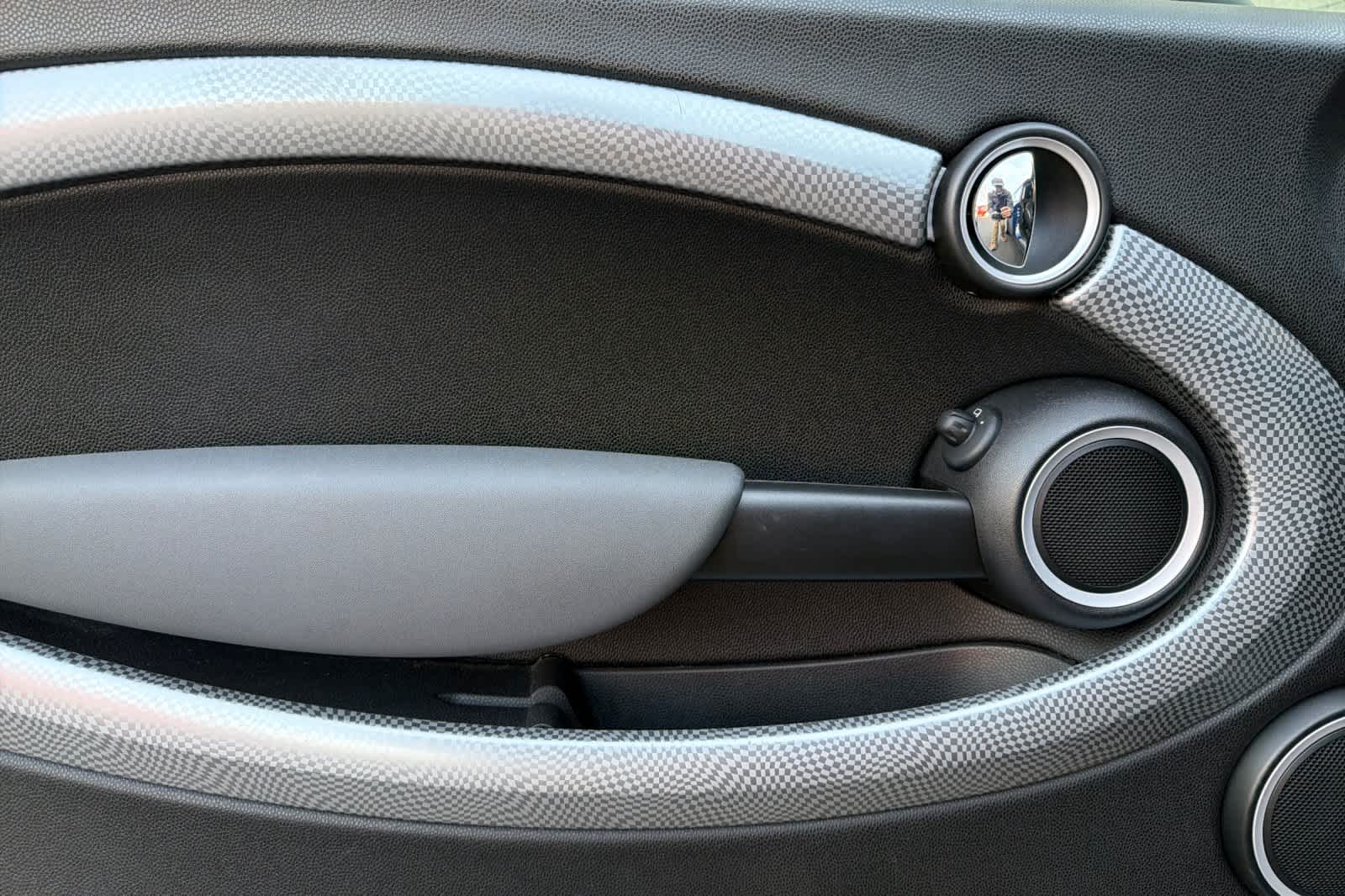 Thumbnail: 2009 MINI Cooper Clubman - 14