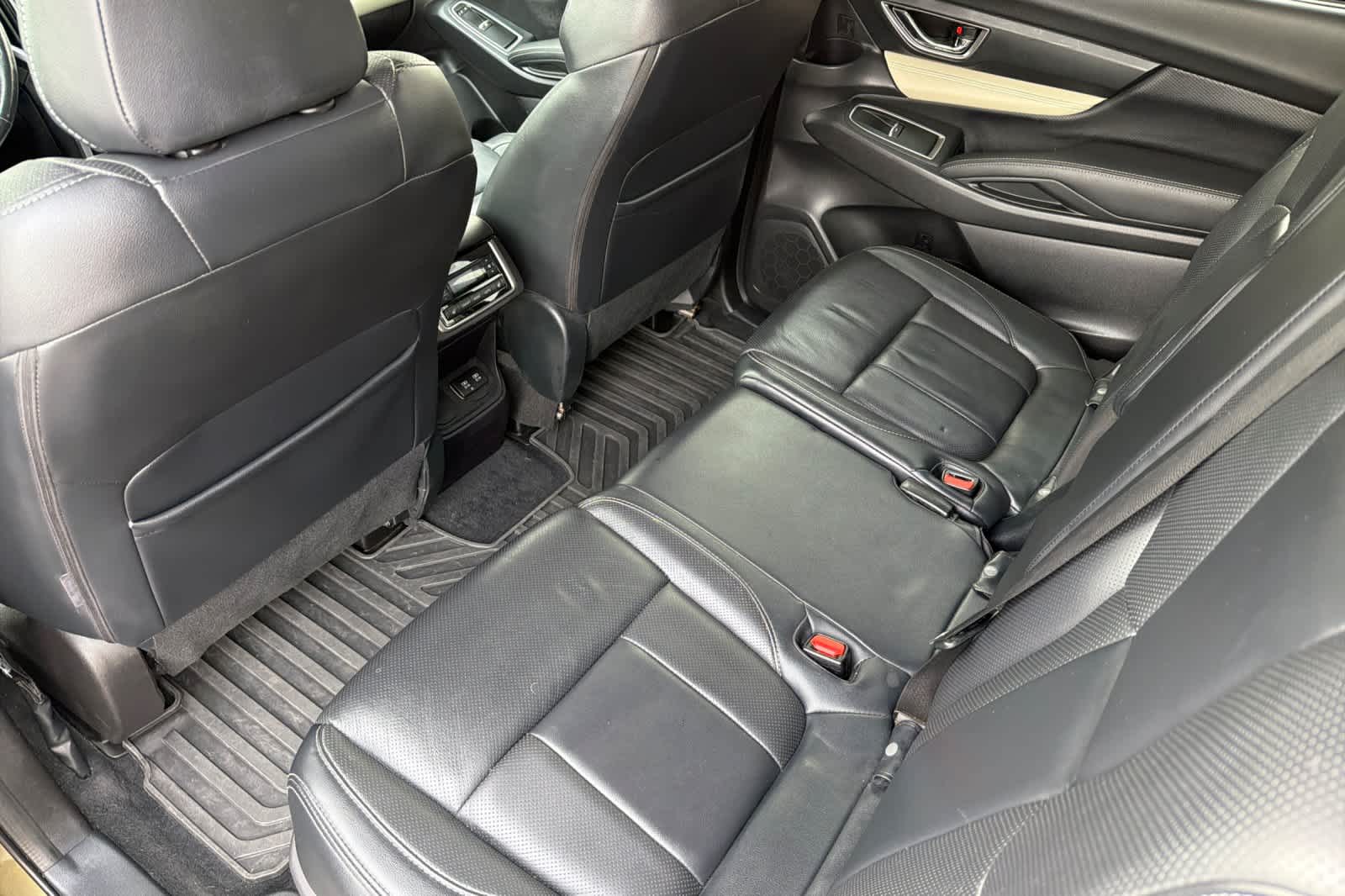 Thumbnail: 2022 Subaru Ascent - 4