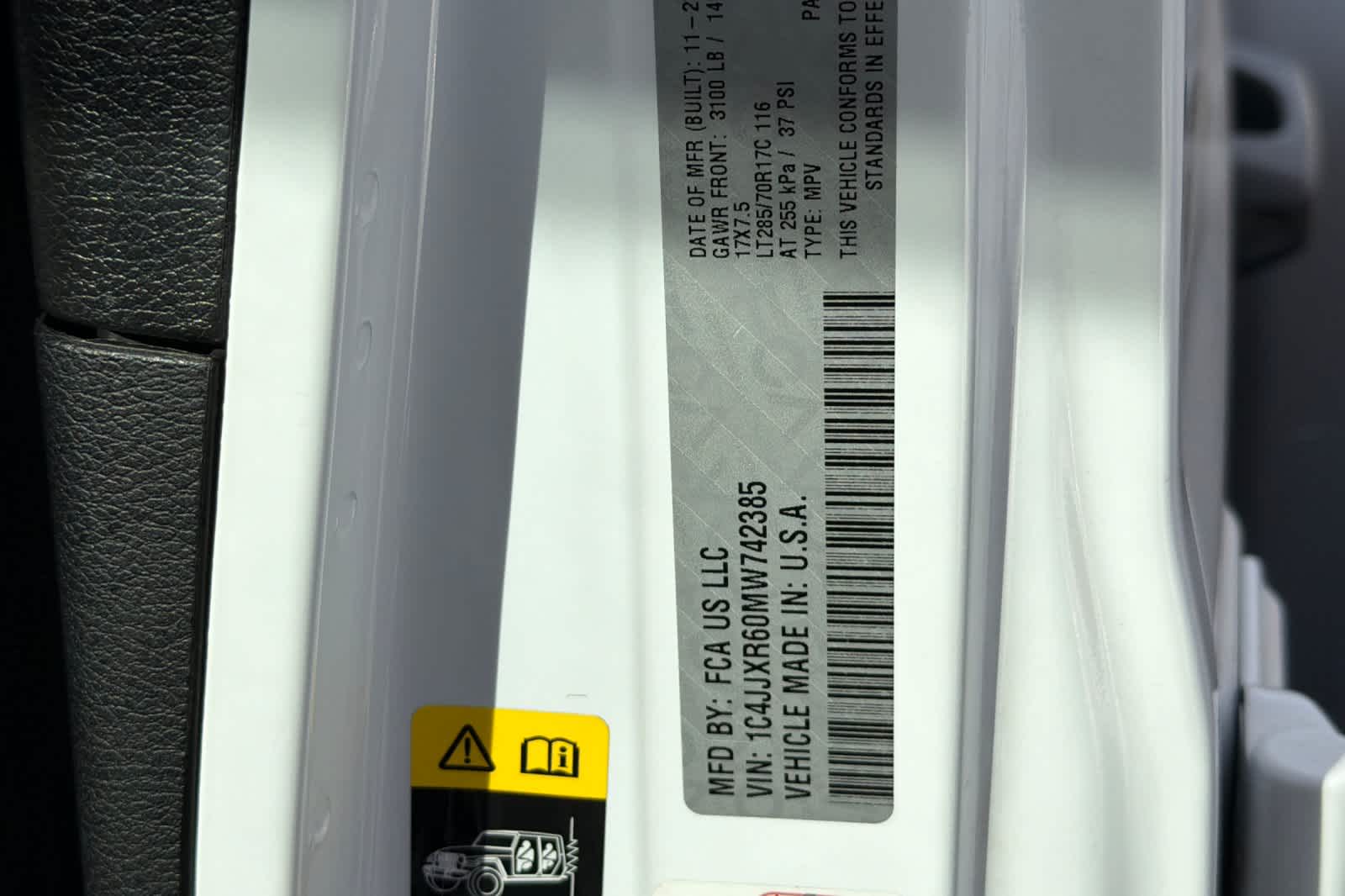 Thumbnail: 2021 Jeep Wrangler - 29