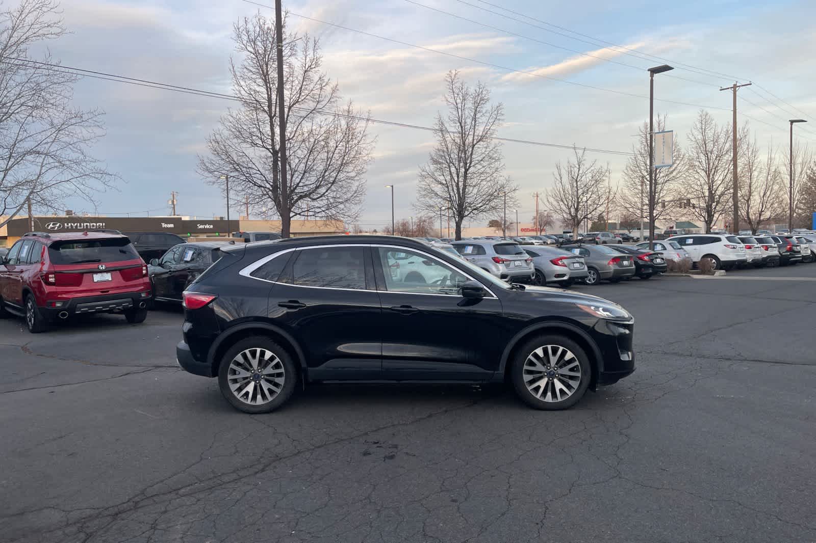 Thumbnail: 2020 Ford Escape - 8