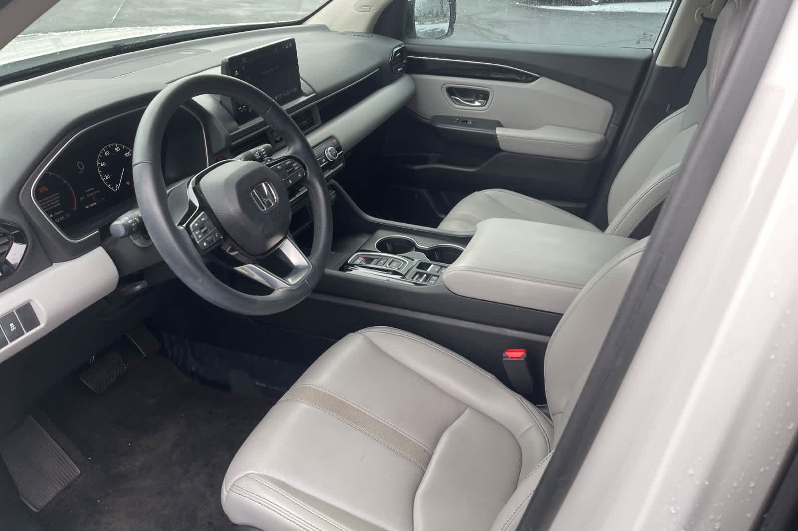 Thumbnail: 2025 Honda Pilot - 13