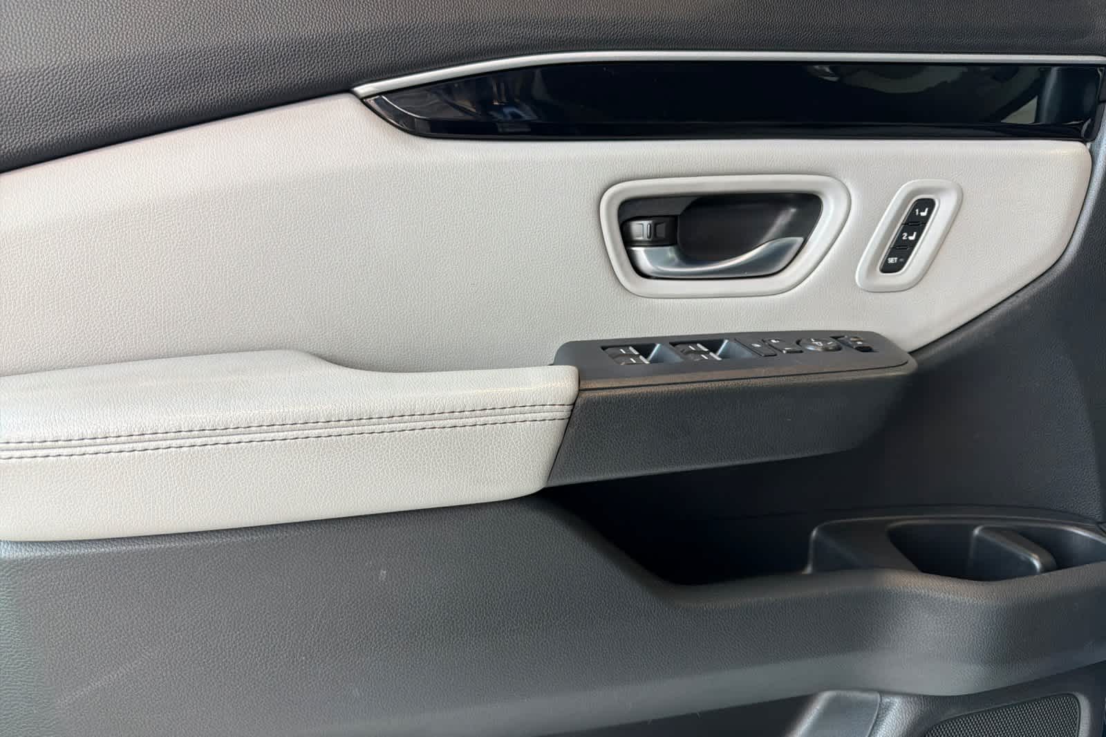 Thumbnail: 2024 Honda Pilot - 14