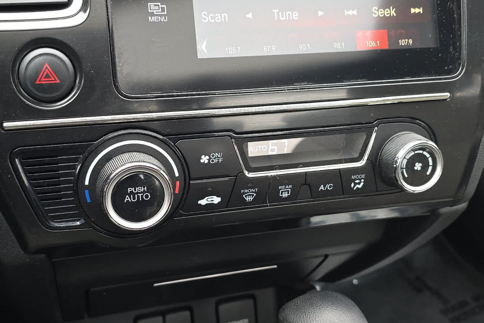 Thumbnail: 2015 Honda Civic - 21