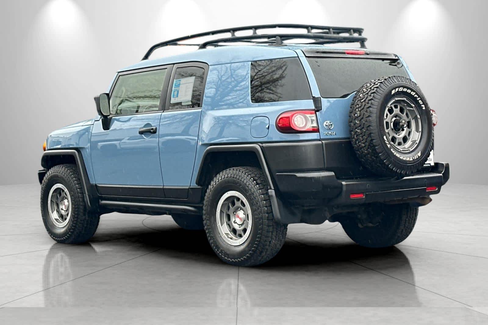 Thumbnail: 2014 Toyota FJ Cruiser - 6