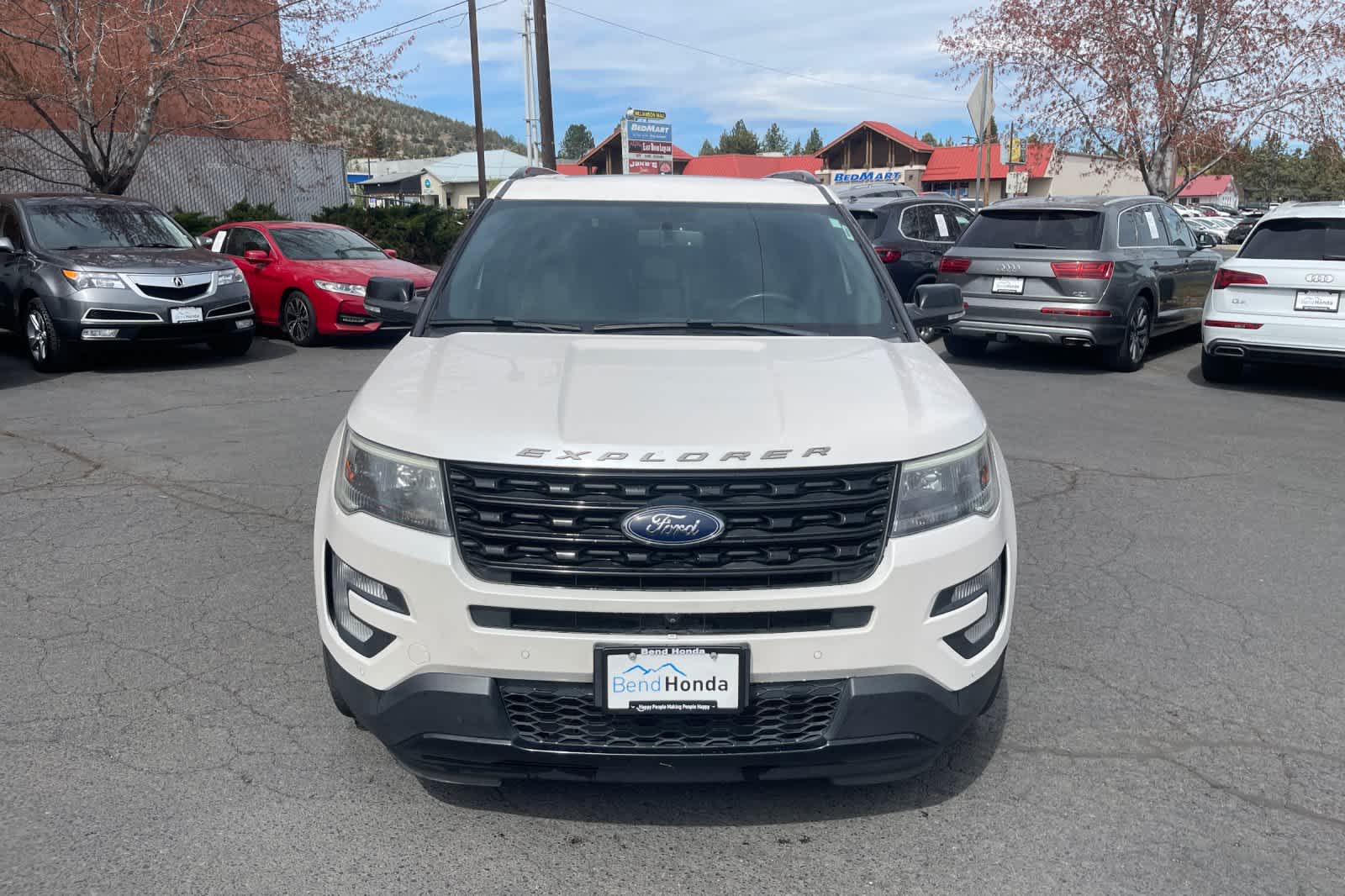 Thumbnail: 2017 Ford Explorer - 8