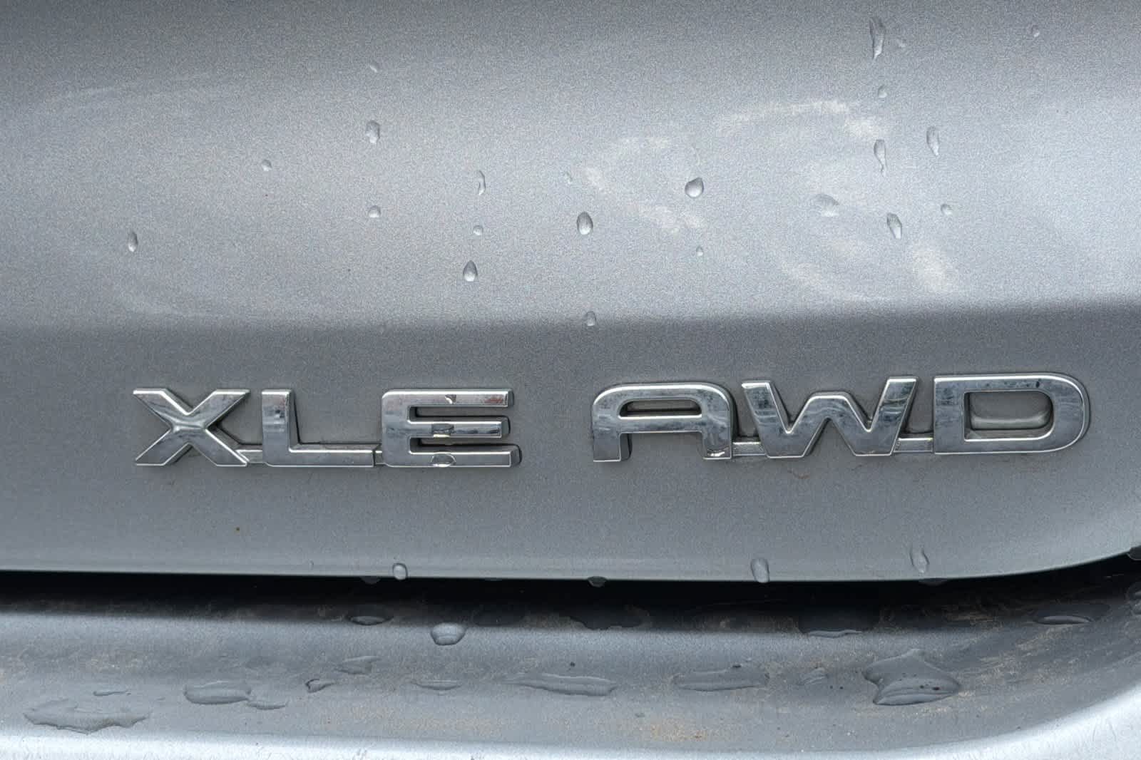 Thumbnail: 2022 Toyota Highlander - 12