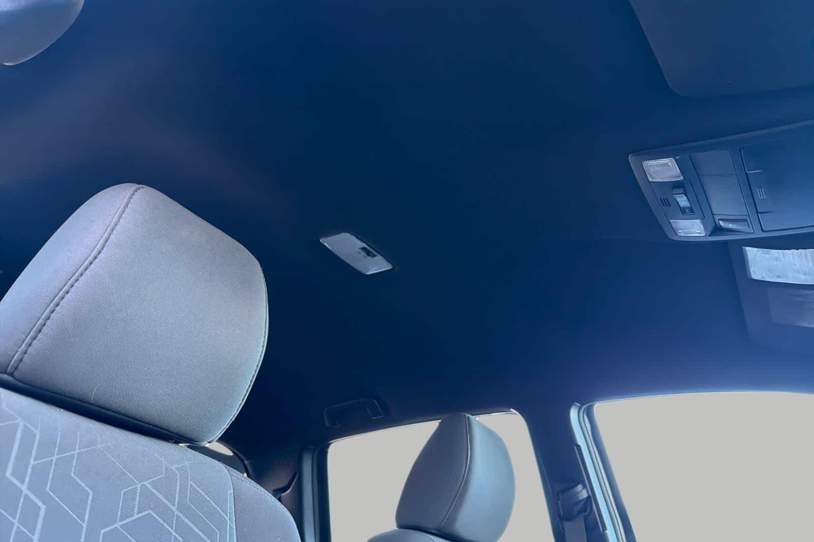 Thumbnail: 2017 Toyota Tacoma - 18