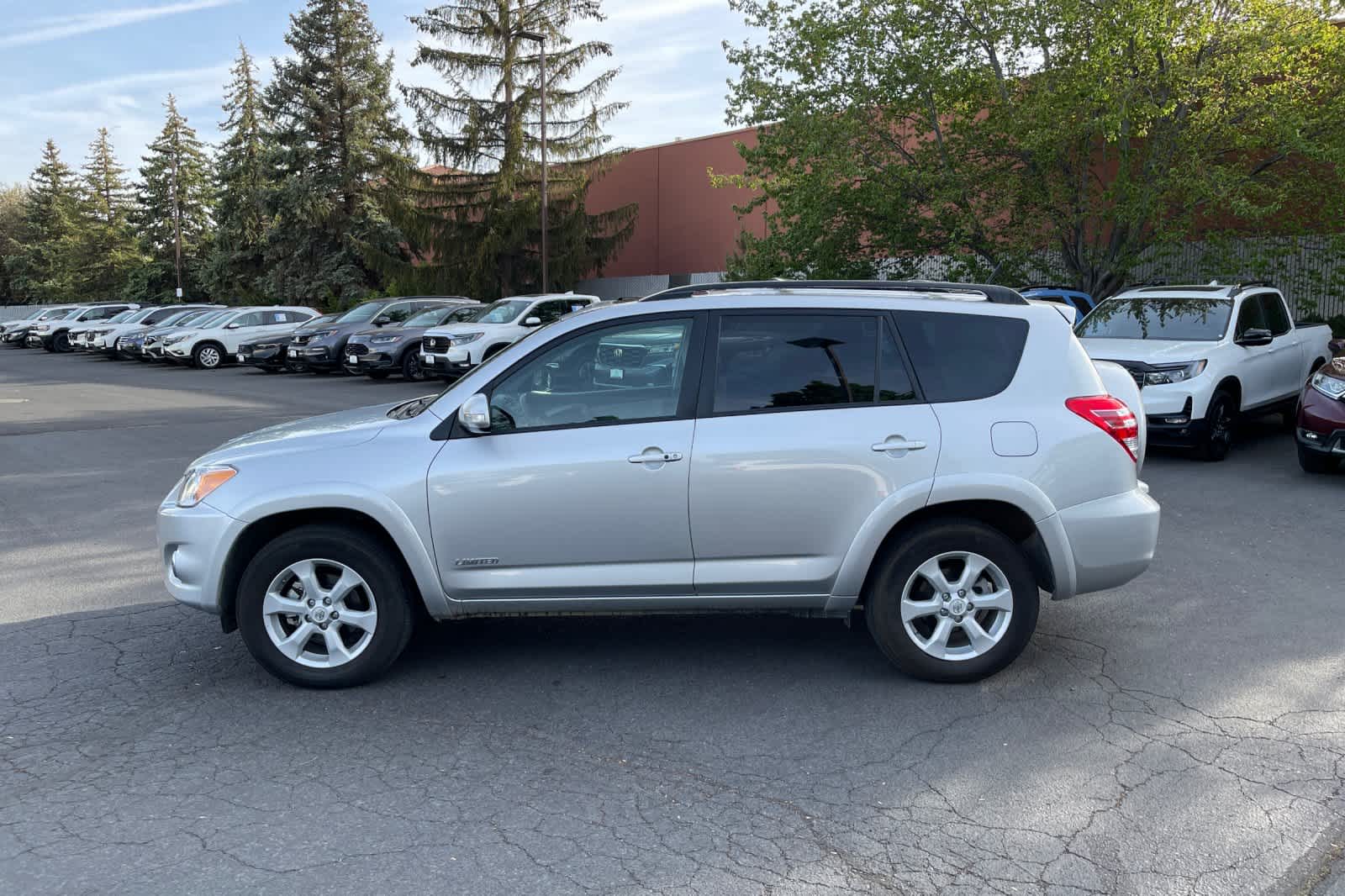 Thumbnail: 2012 Toyota RAV4 - 2