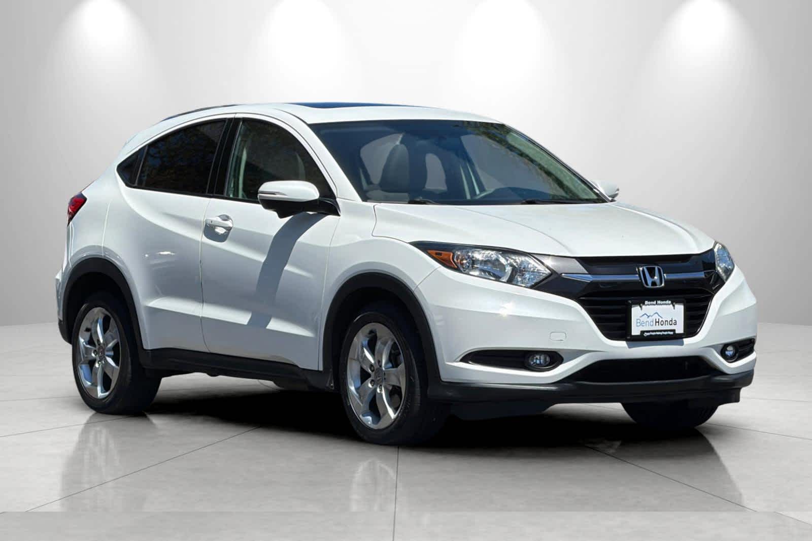 Thumbnail: 2016 Honda HR-V - 8